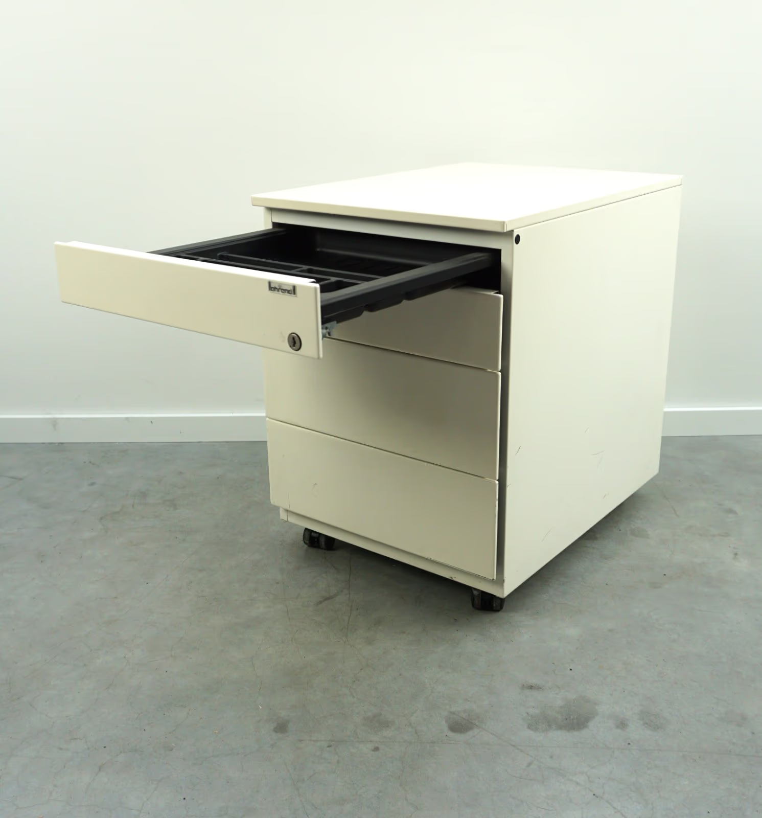 Ahrend Rollcontainer | 4 Schubladen | Creme | 57 x 43 x 56 cm Ahrend Rollcontainer | 4 Schubladen | Creme | 57 x 43 x 56 cm