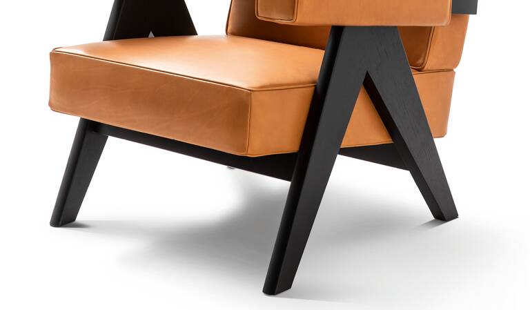 Cassina Capitol Complex Armchair Braun