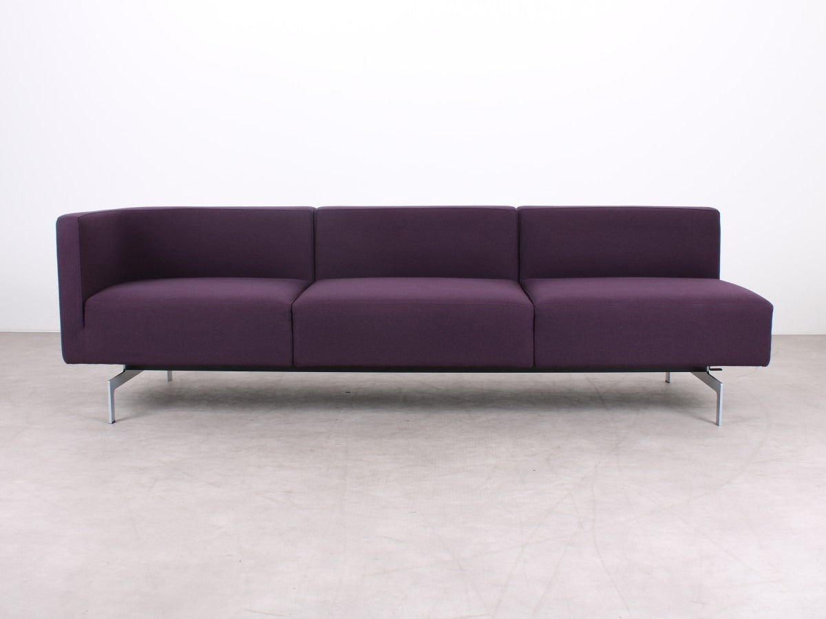 Arco Side by Side Sofa mit Armlehne rechts in Vorderansicht