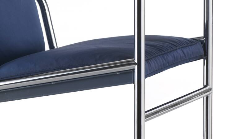 cassina lc1 fauteuil dossier basculant villa church gestell