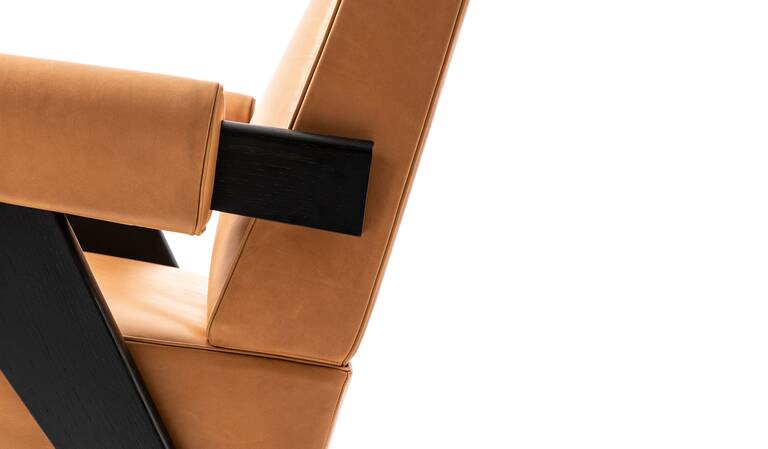Cassina Capitol Complex Armchair Braun