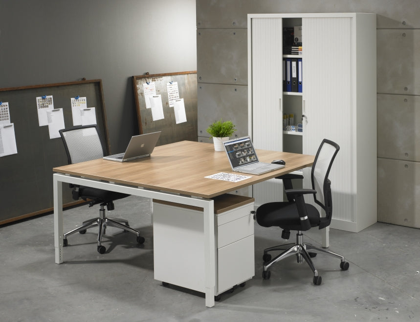 RMOffice Q-Bic Duo Schreibtisch | Konferenztisch | Höhenverstellbar | 160 x 160 cm