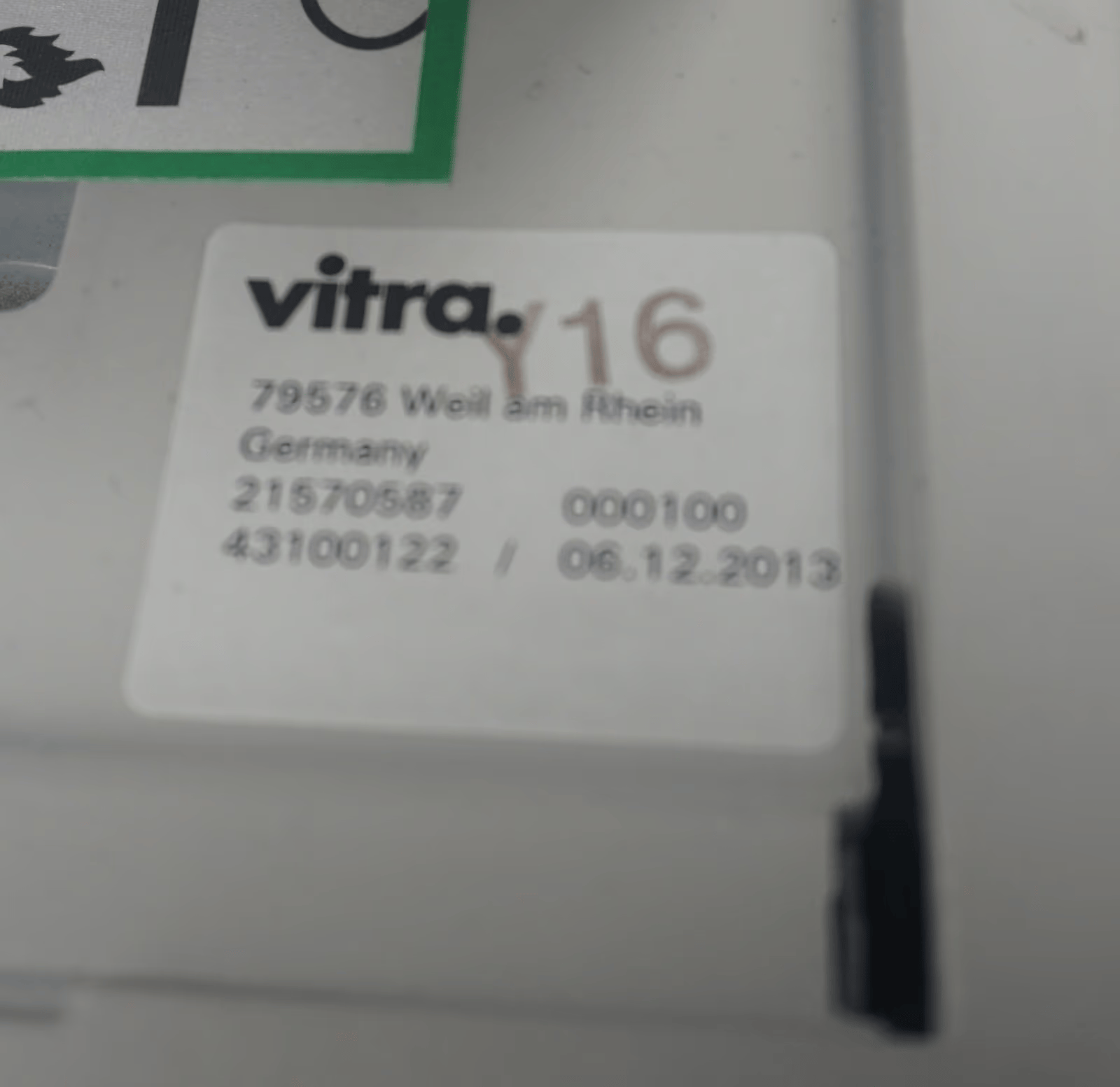 Vitra ID Mesh Bürodrehstuhl | Schwarz-Weiß