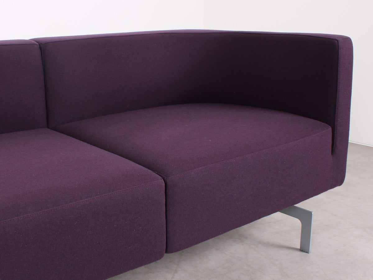 Sitzfläche und Rückenlehne des Arco Side by Side Sofas