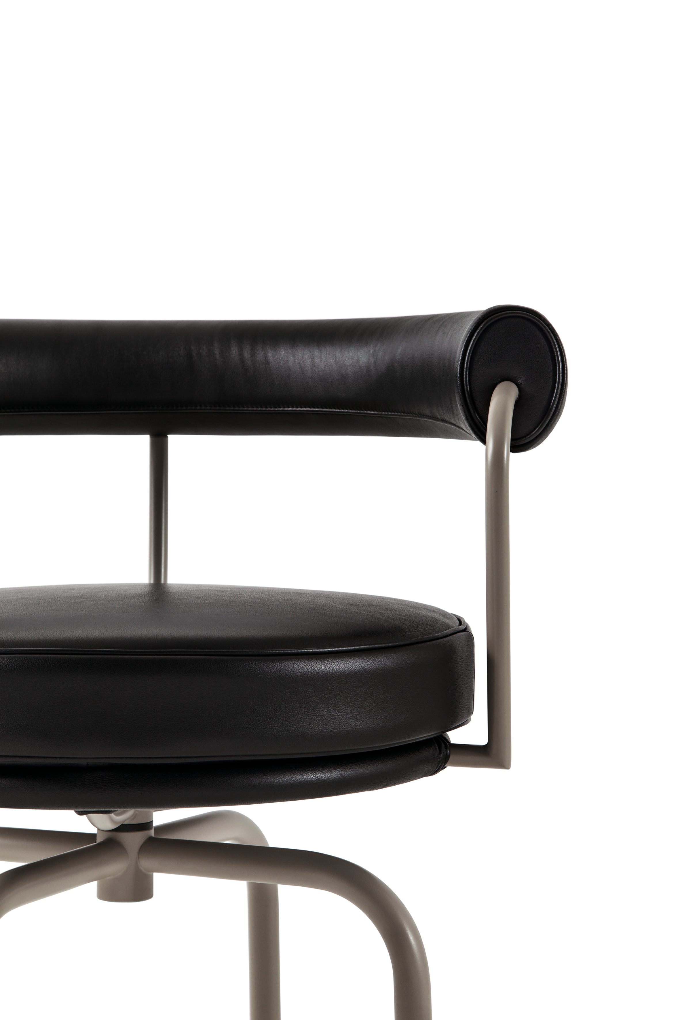cassina lc7 fauteuil tournant durable