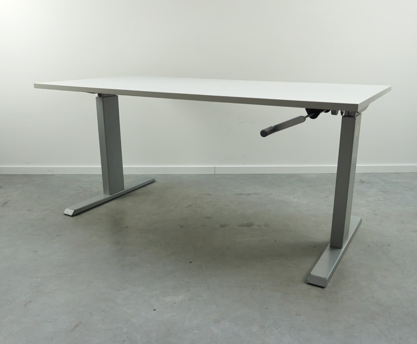 Actiforce Höhenverstellbarer Schreibtisch | Mit Kurbel | 160 x 80 cm