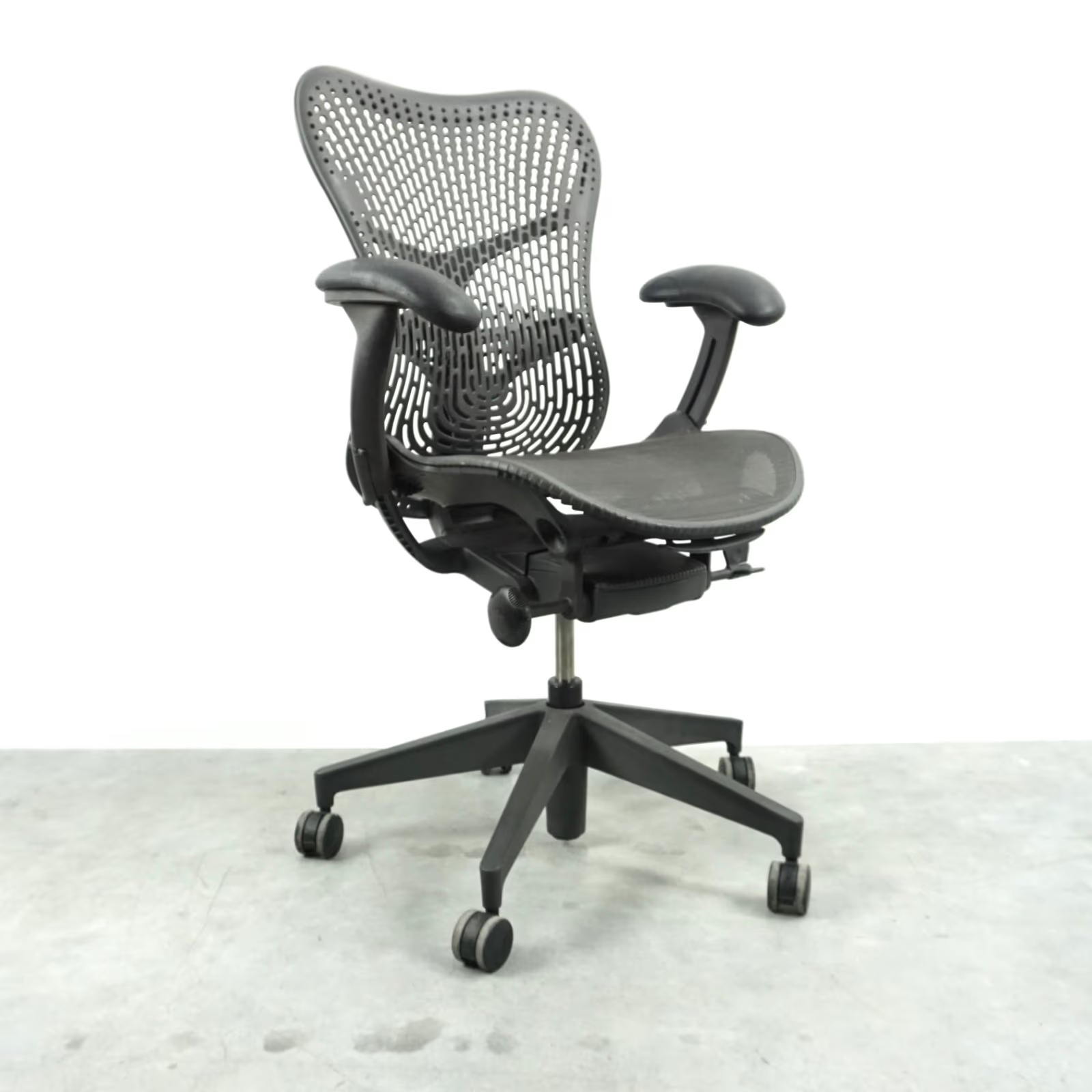 Herman Miller Mirra 2 Bürodrehstuhl | Graphit