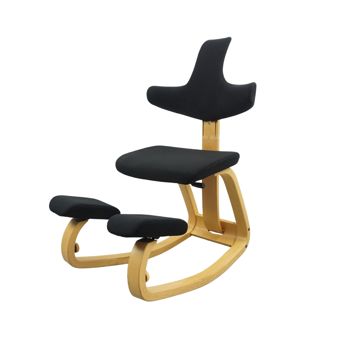 Varier Thatsit Balance Chair | Holz | mit schwarzer Polsterung