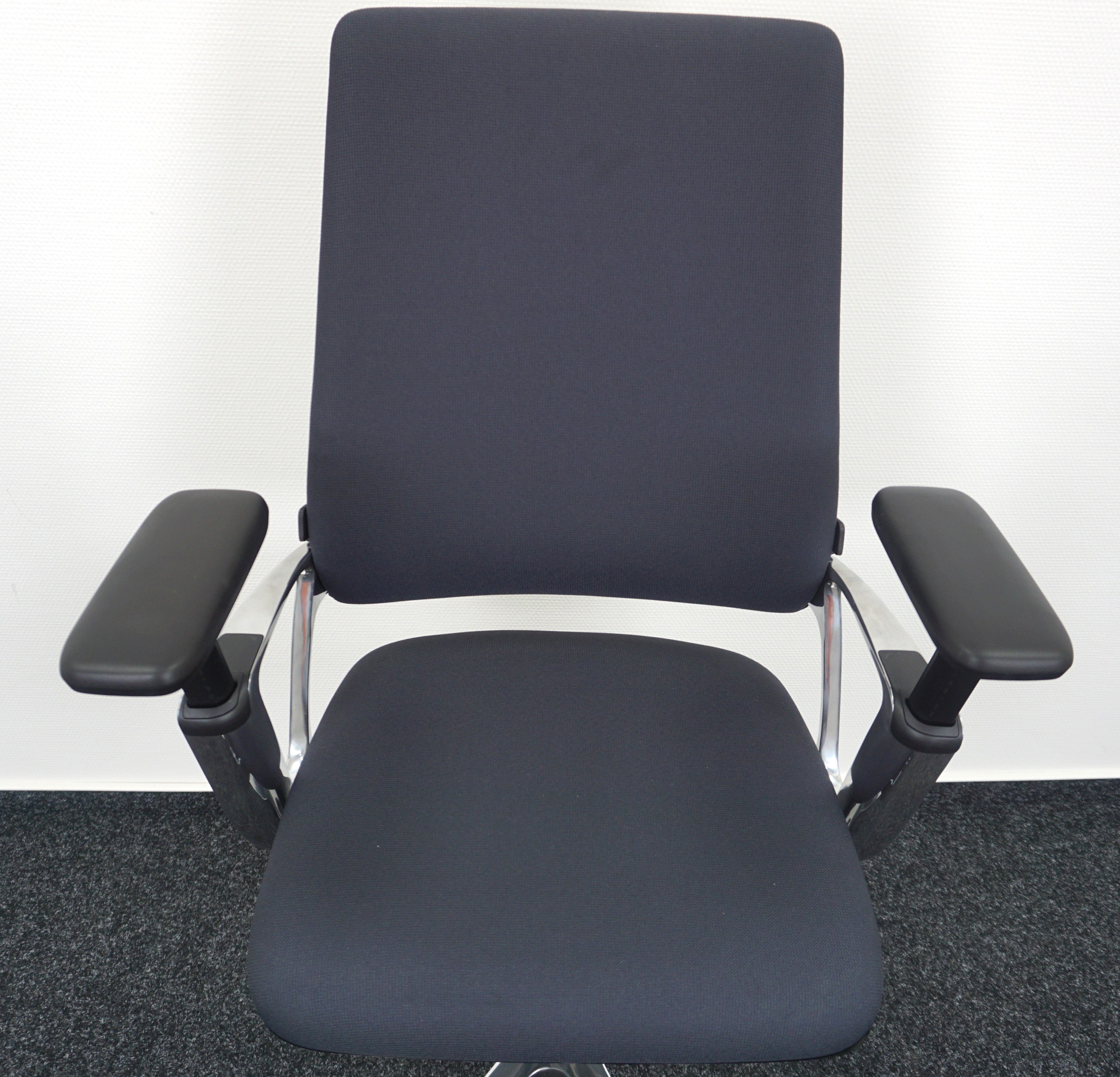 Klöber Connex2 CNX98 Bürodrehstuhl Dunkelgrau Sitz