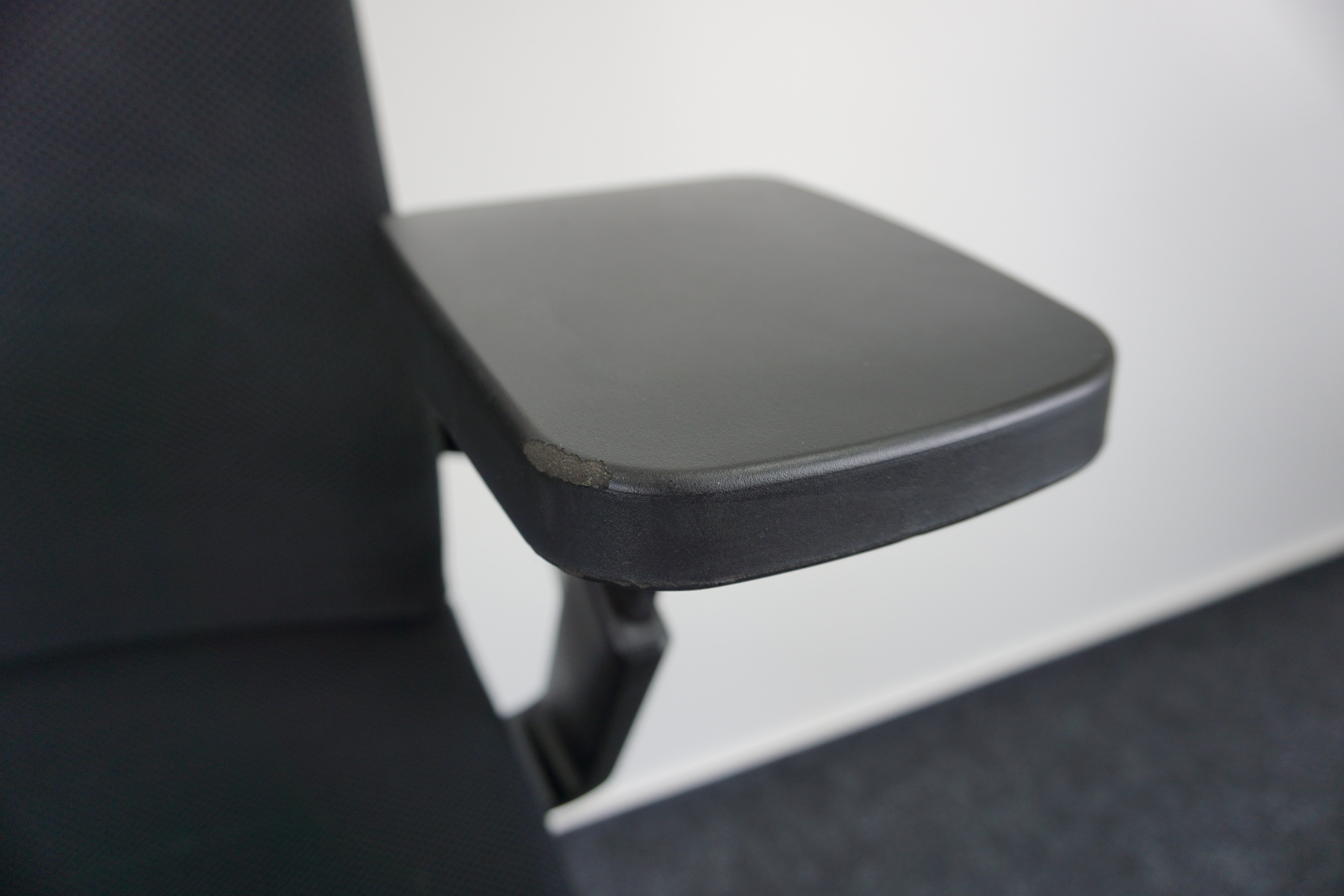 Wilkhahn ON Bürodrehstuhl Schwarz Armlehne