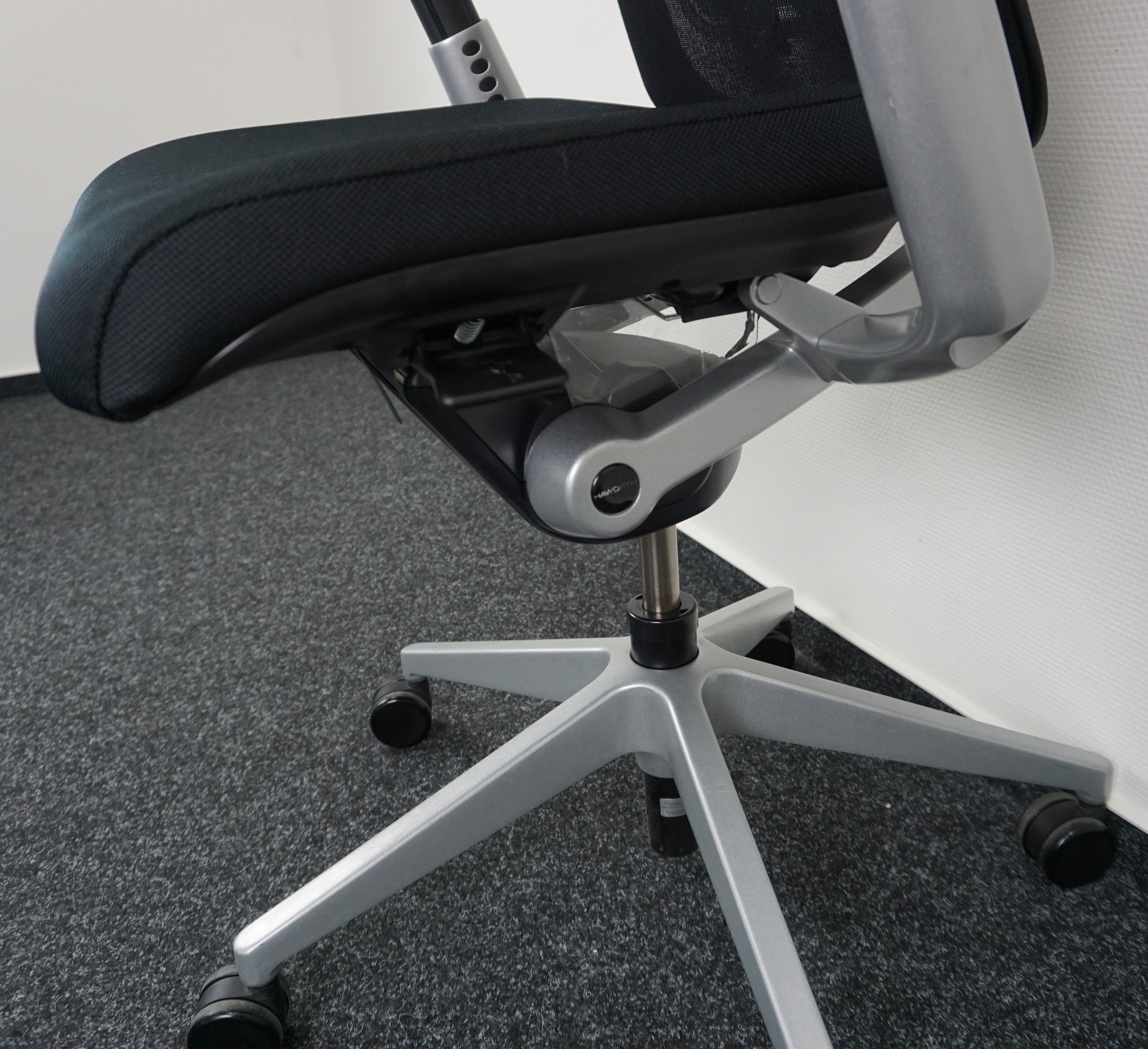 Haworth Comforto 89 Zody Verstellmöglichkeiten