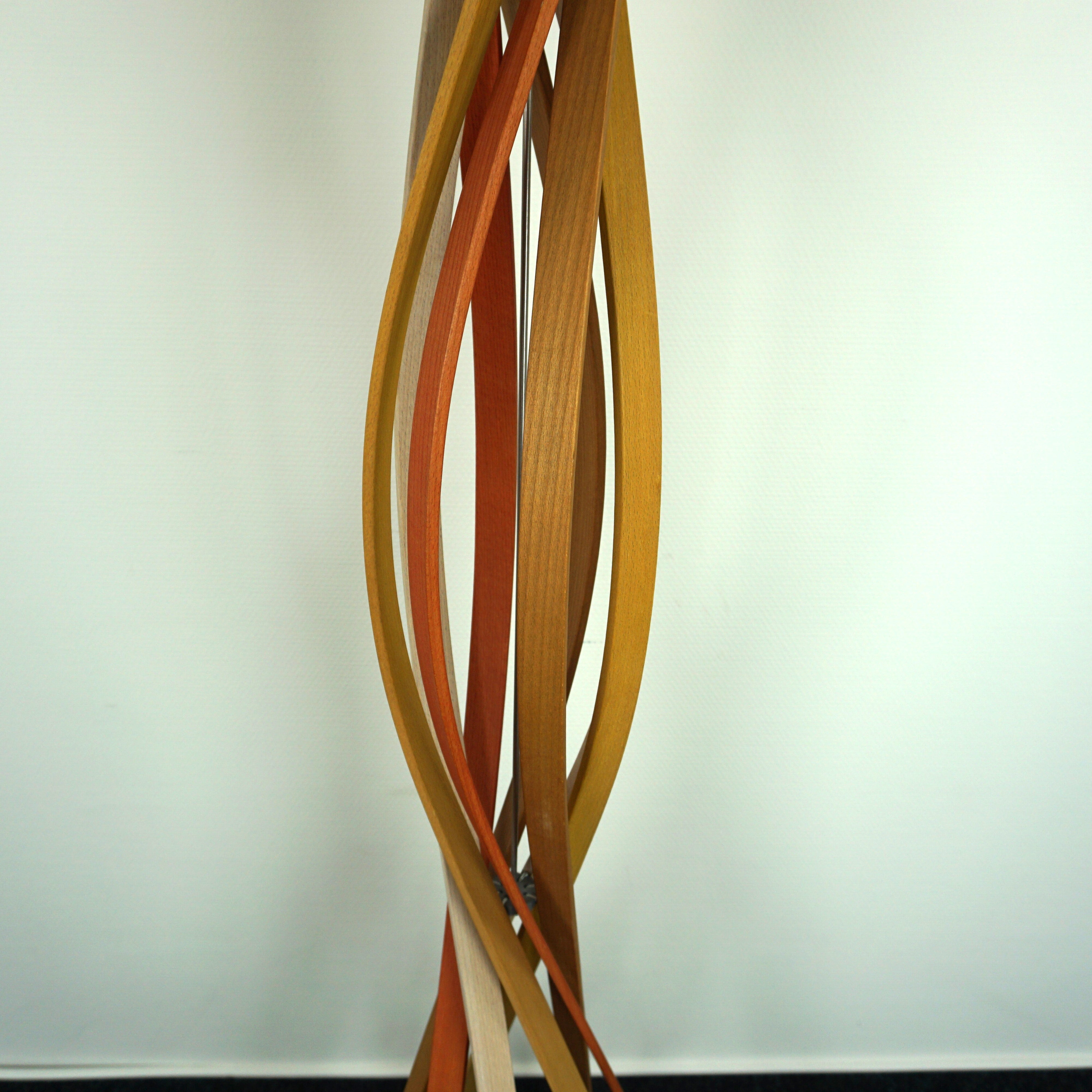 Casamania & Horm TWIST Garderobenständer | Holz | 170 cm