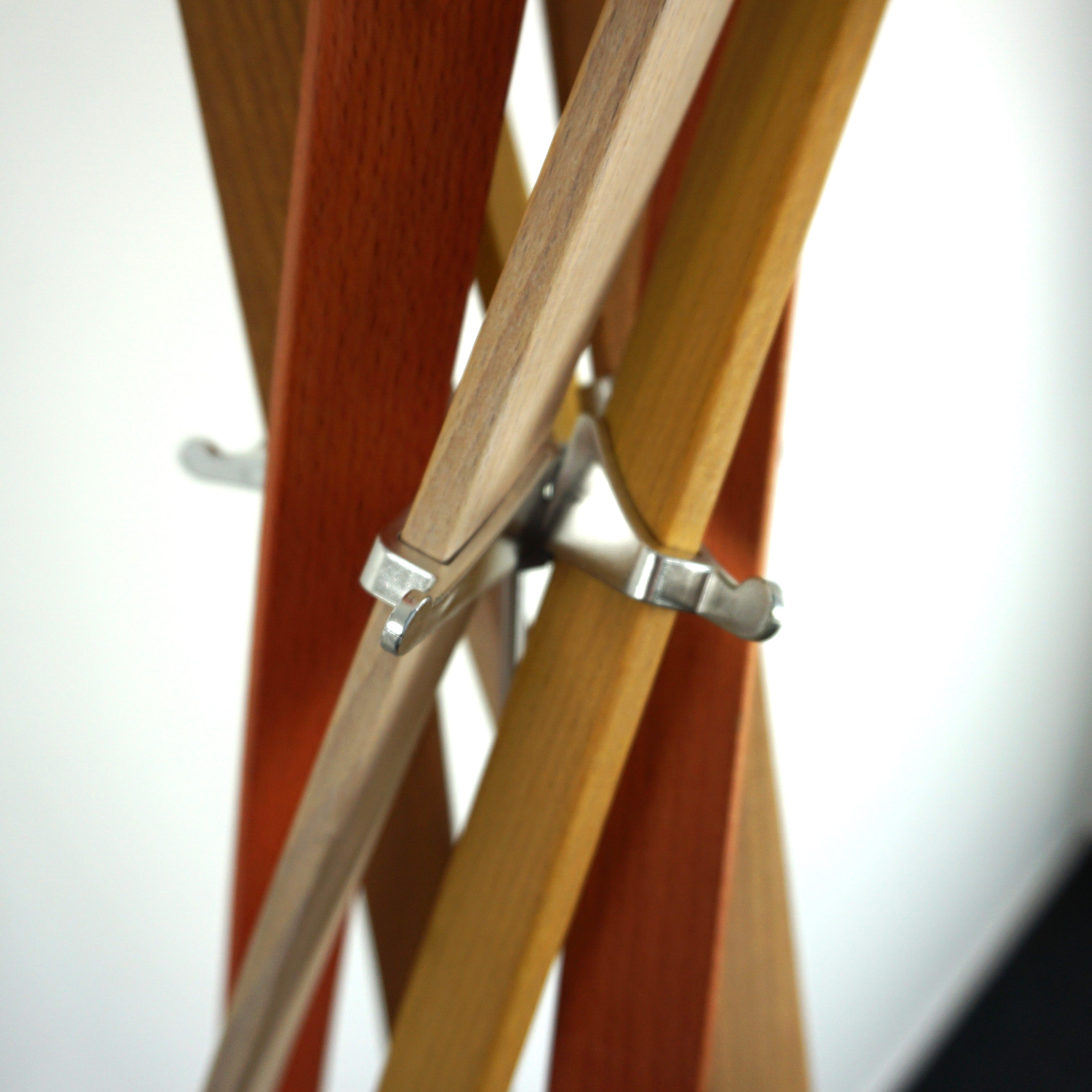 Casamania & Horm TWIST Garderobenständer | Holz | 170 cm