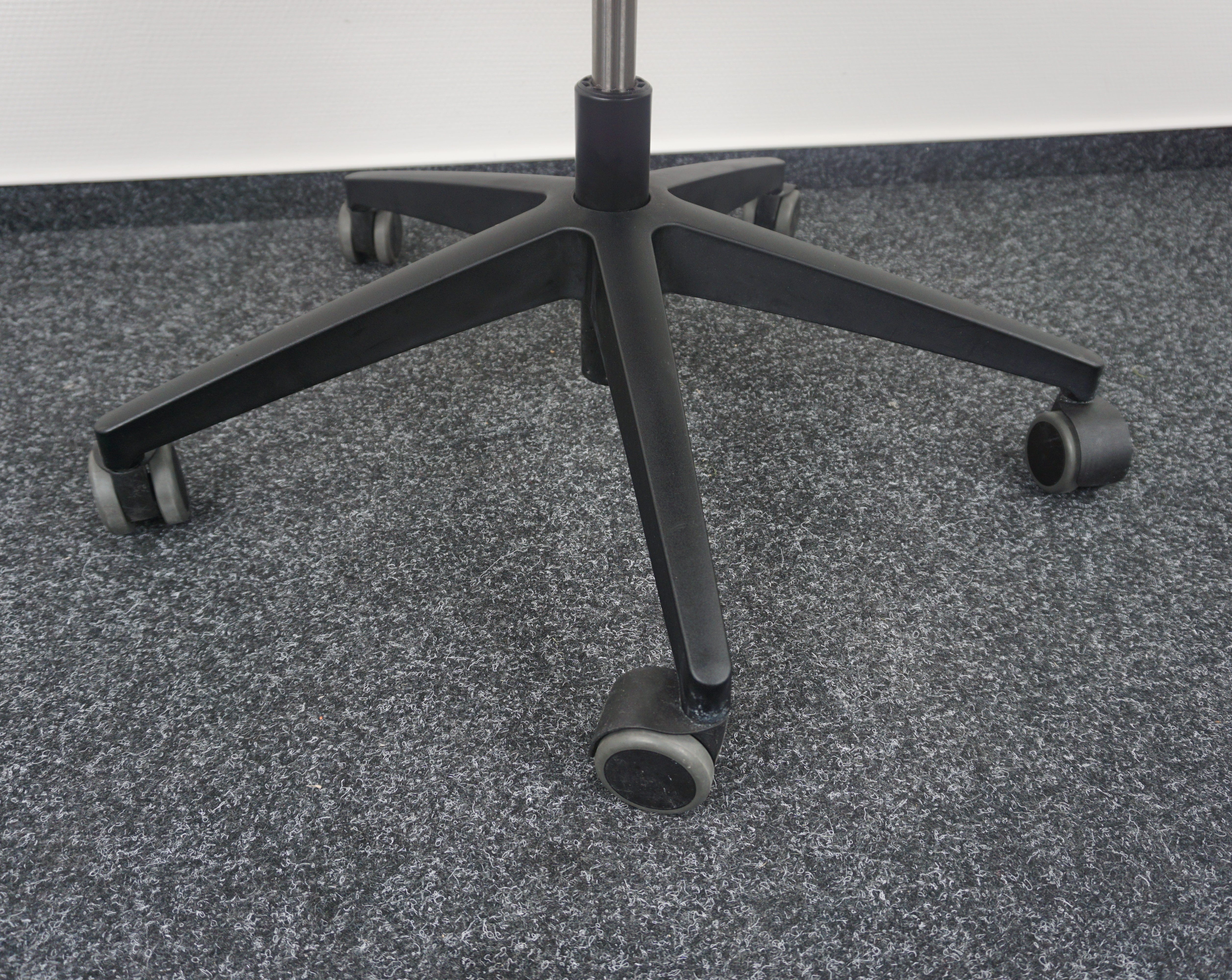 Kohl 5530-N5 Bürodrehstuhl Fußdrehkreuz