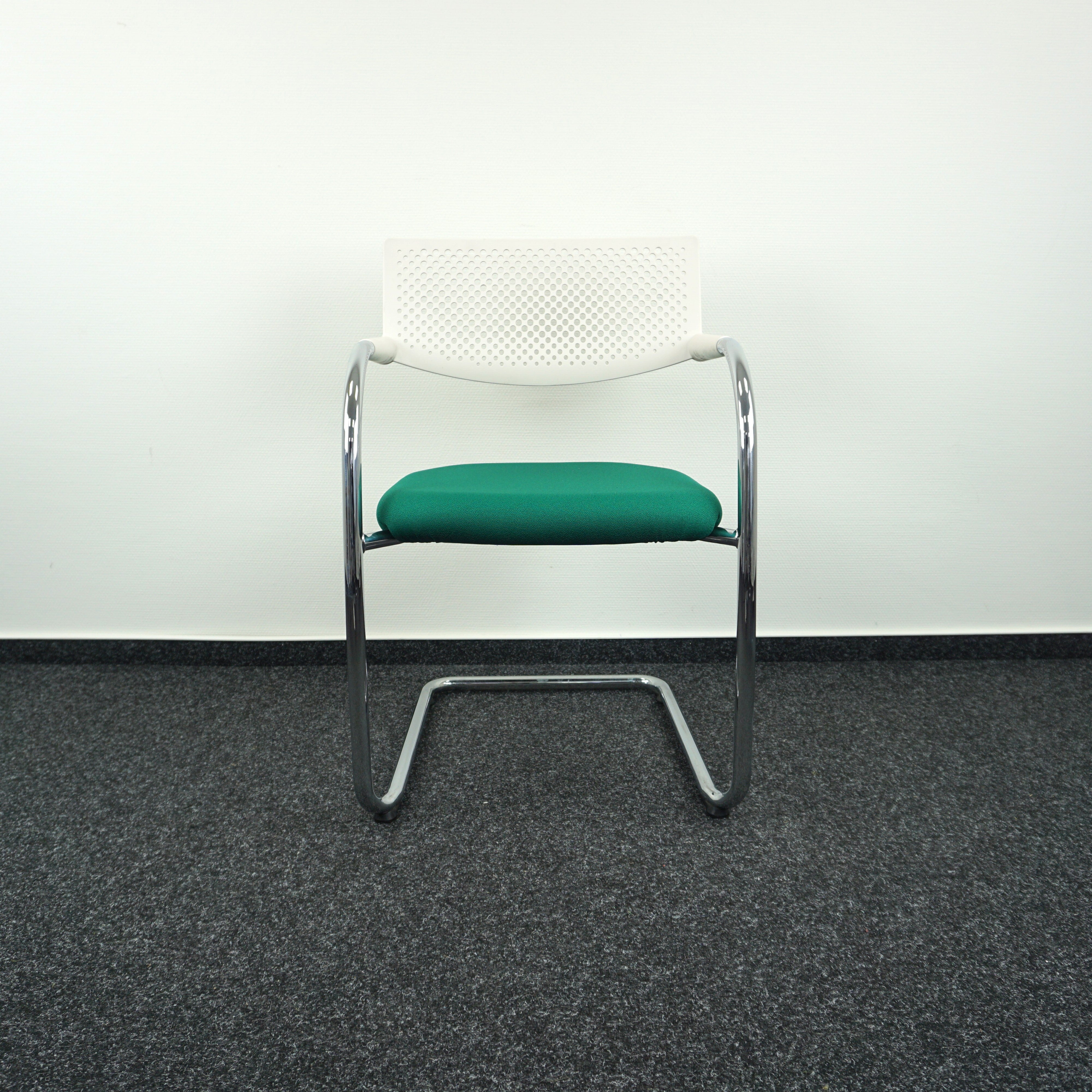 Vitra Visavis Design Konferenzstuhl Weiß-Grün Vorderseite