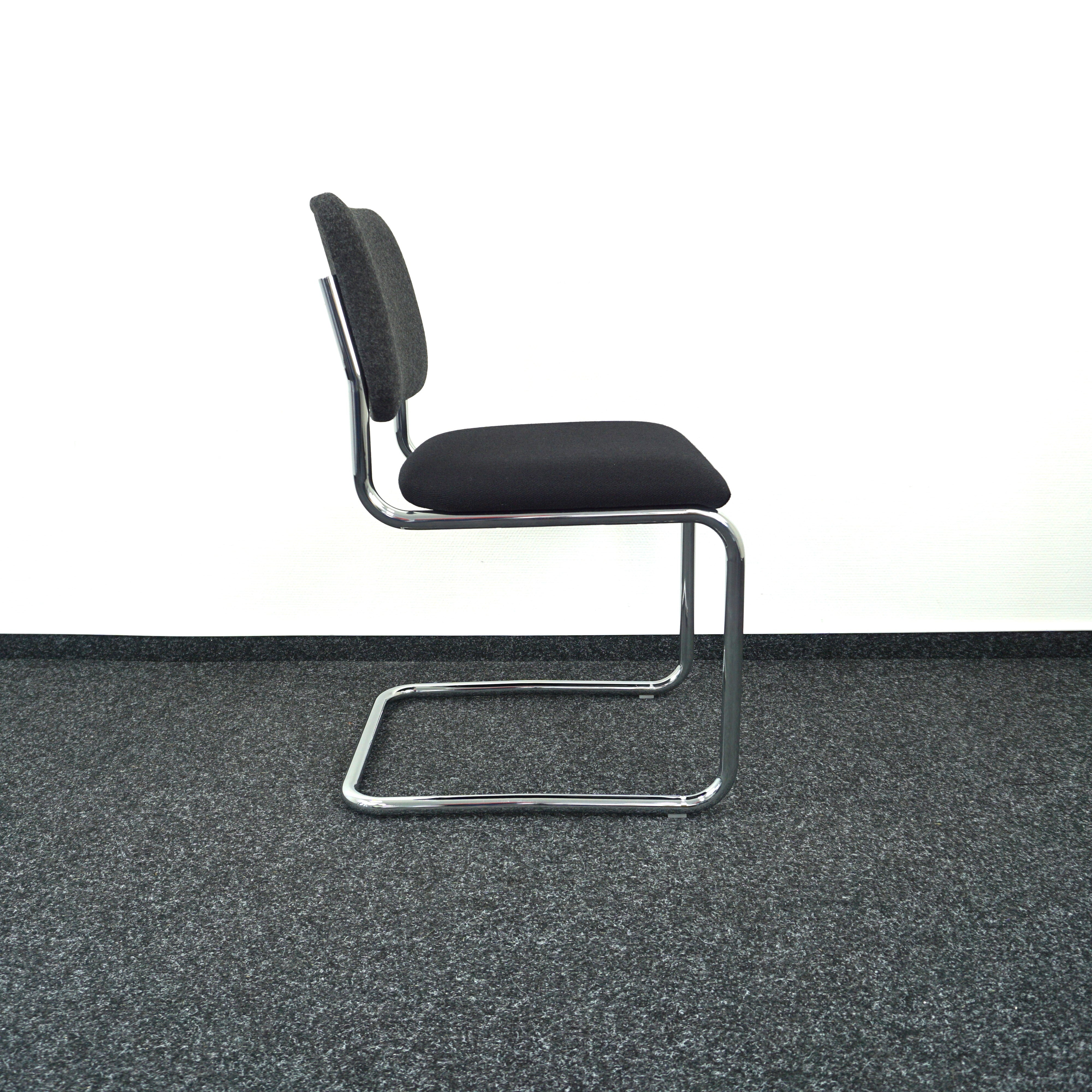 Knoll Cesca Designstuhl Grau
