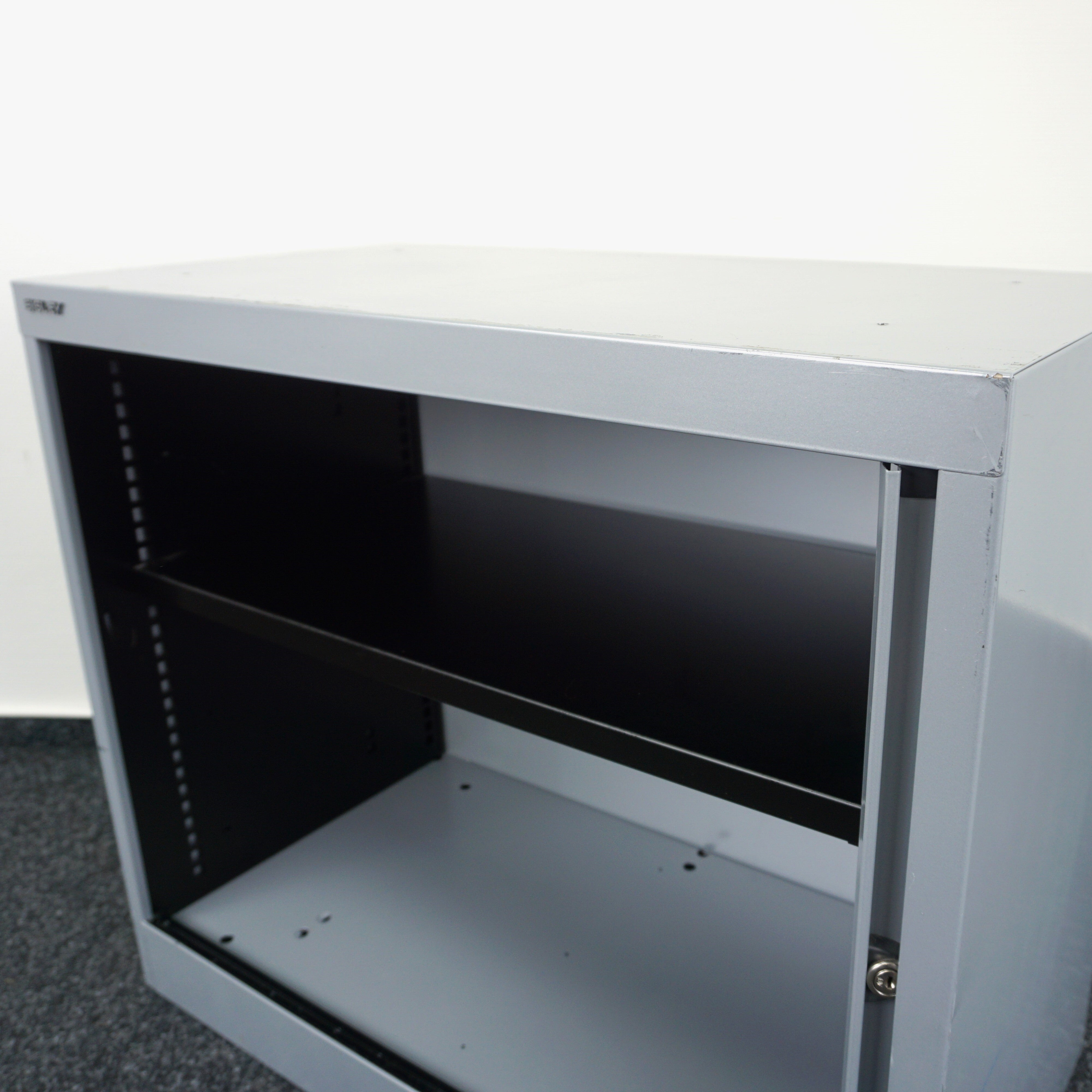 Bisley Jalousienschrank 102,9 x 80 x 43 cm Silber 2 OH