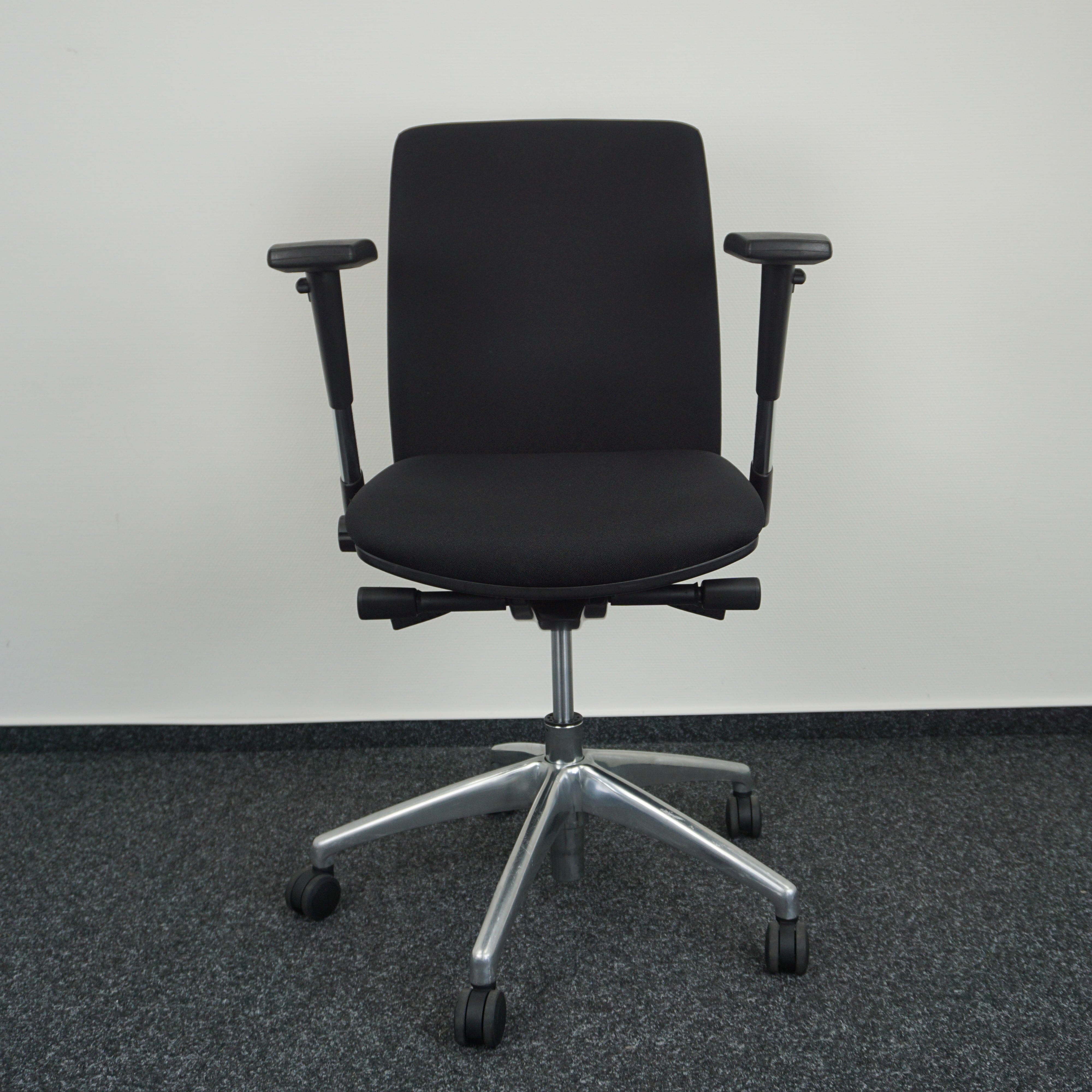 Ergonomischer Bürostuhl Schwarz Vorderseite