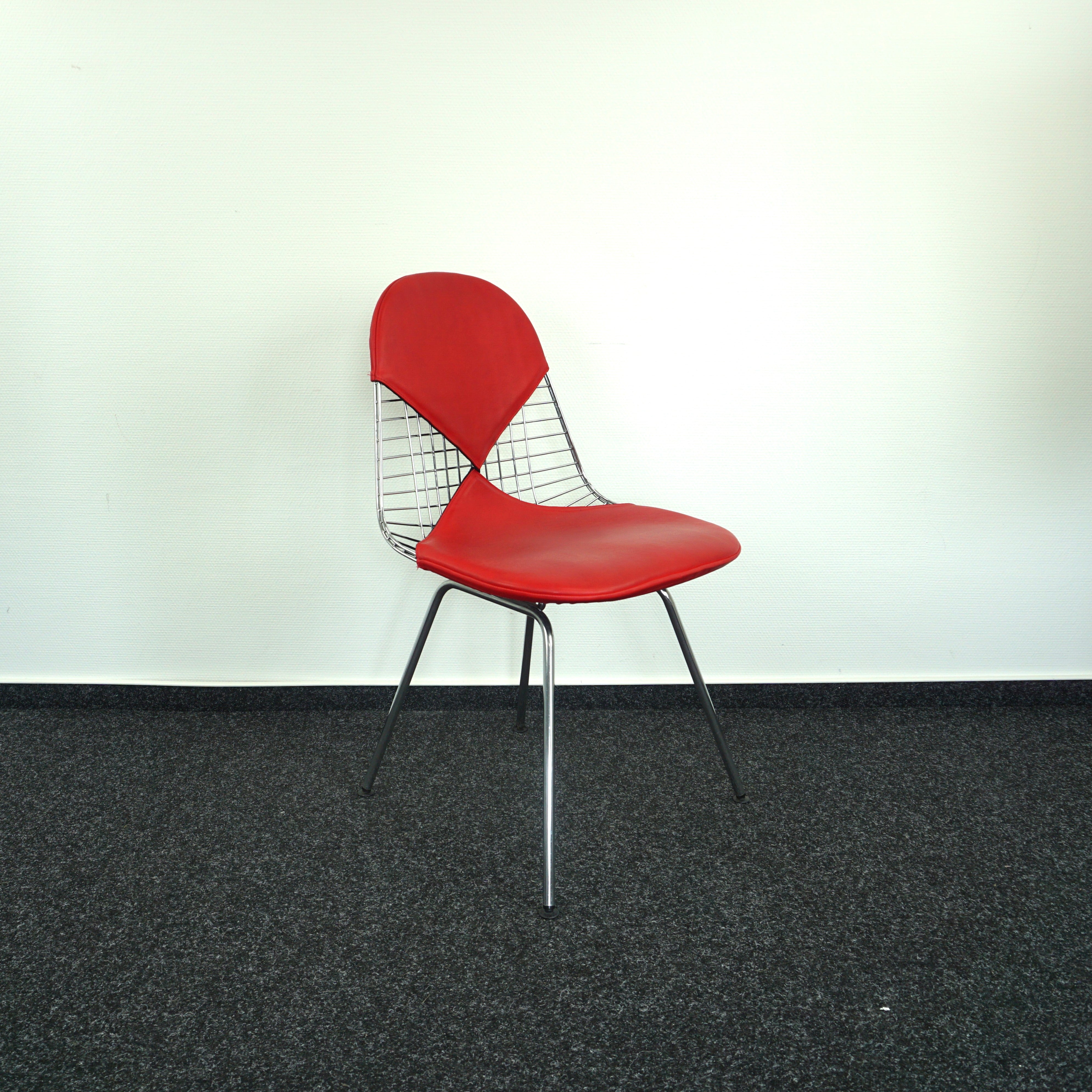 Vitra Eames Wire Chair DKX 2 Designstuhl Rot
