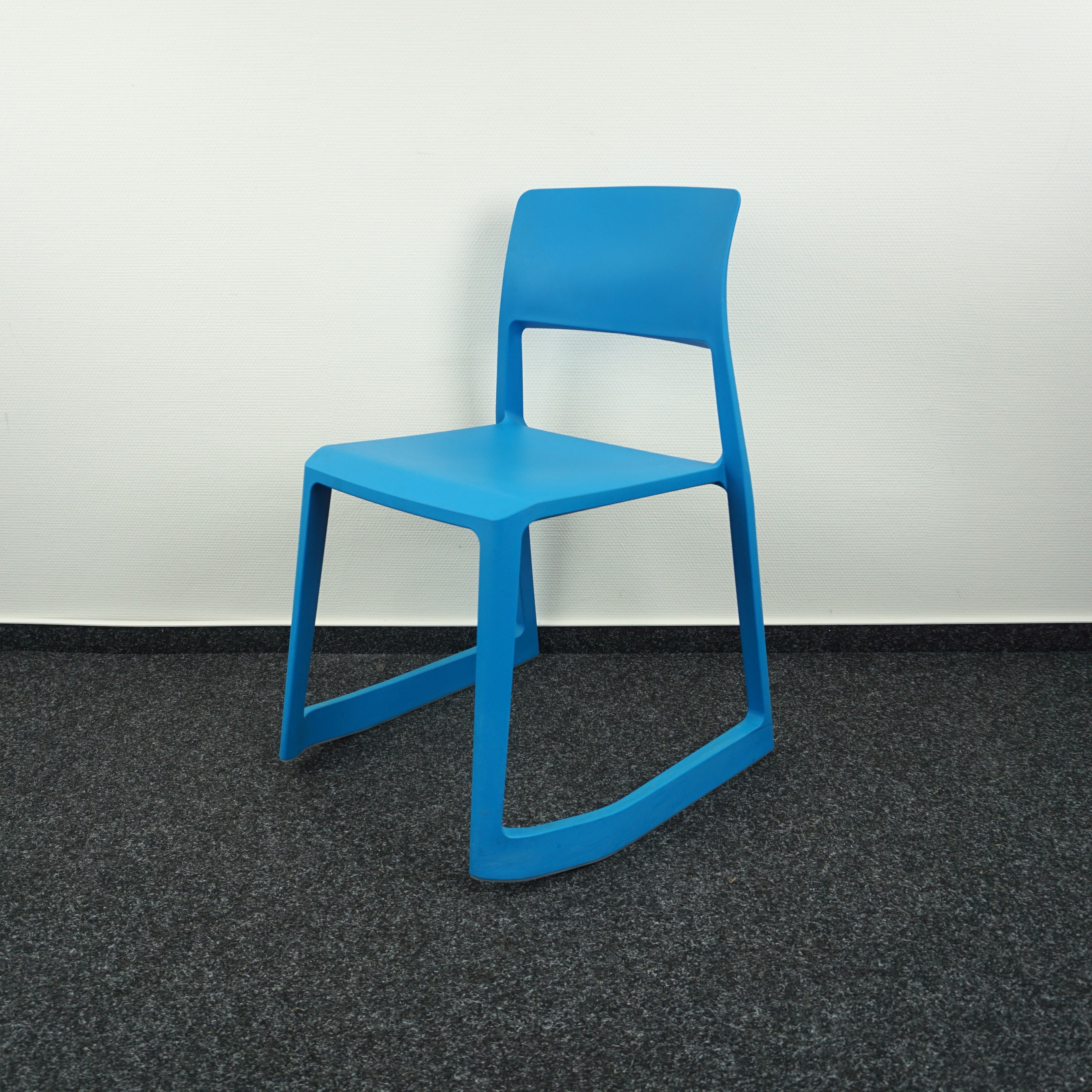 Vitra Tip Ton Designer Stuhl Gletscherblau