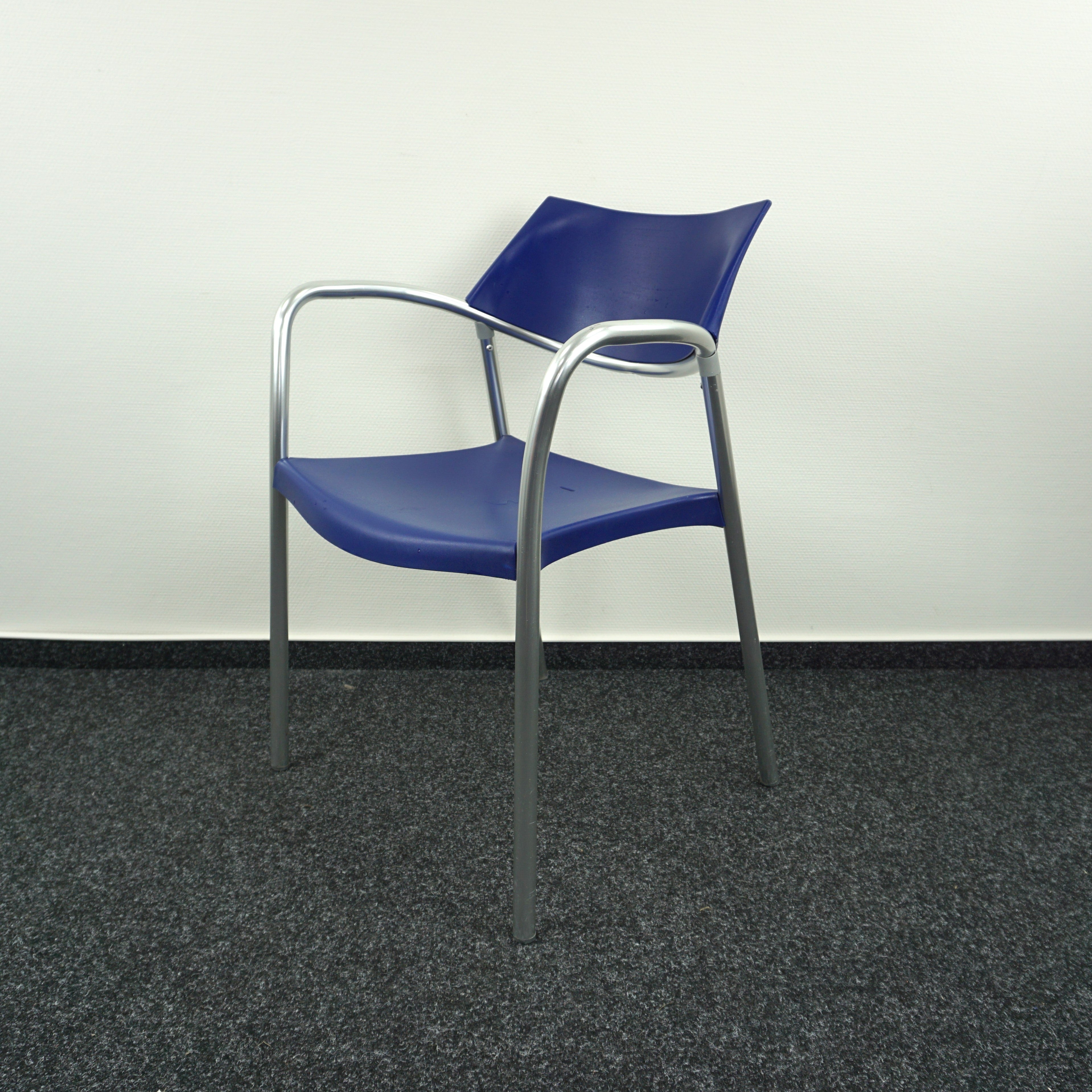 Amat Splash Chair Konferenzstuhl Dunkelblau