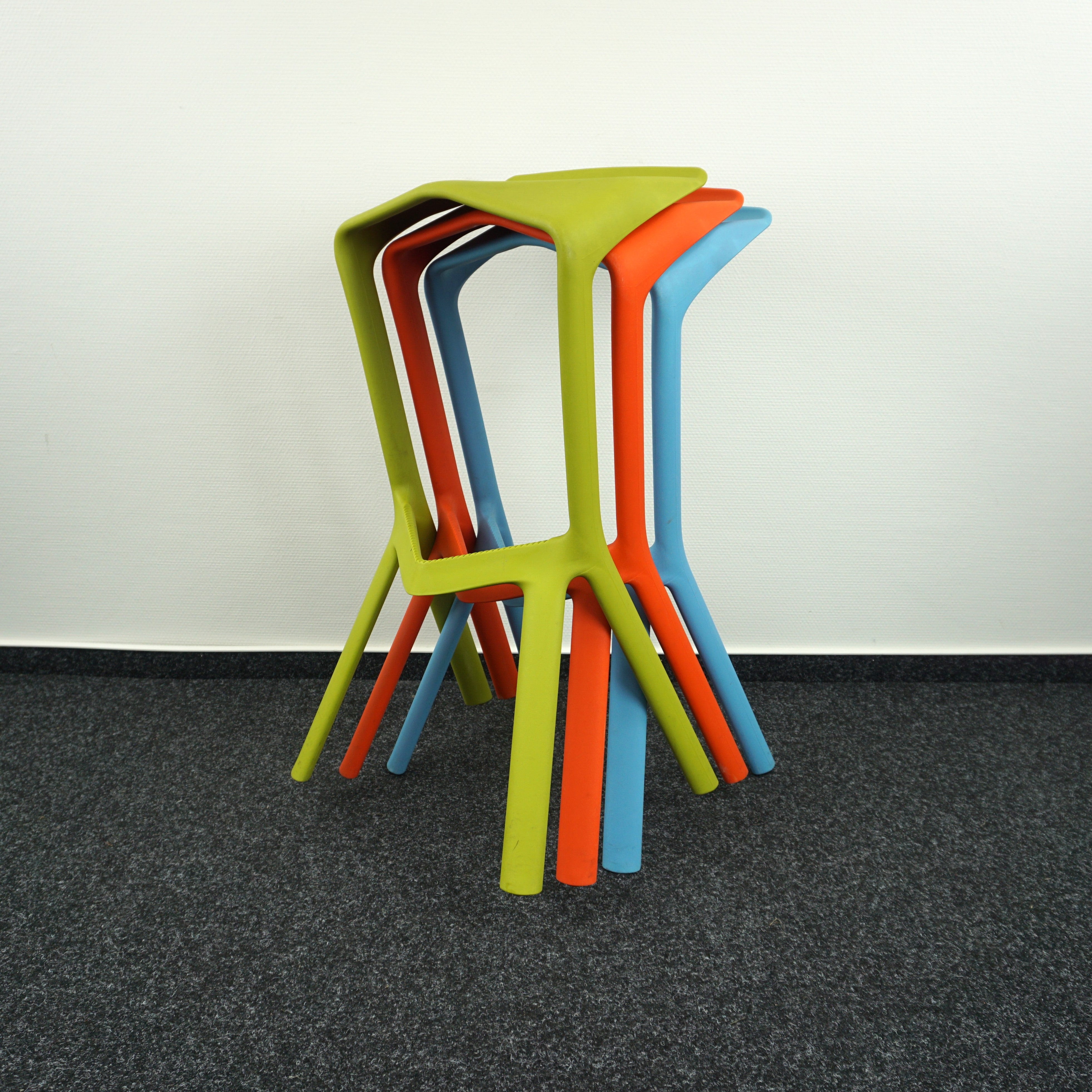 Plank Miura Barhocker