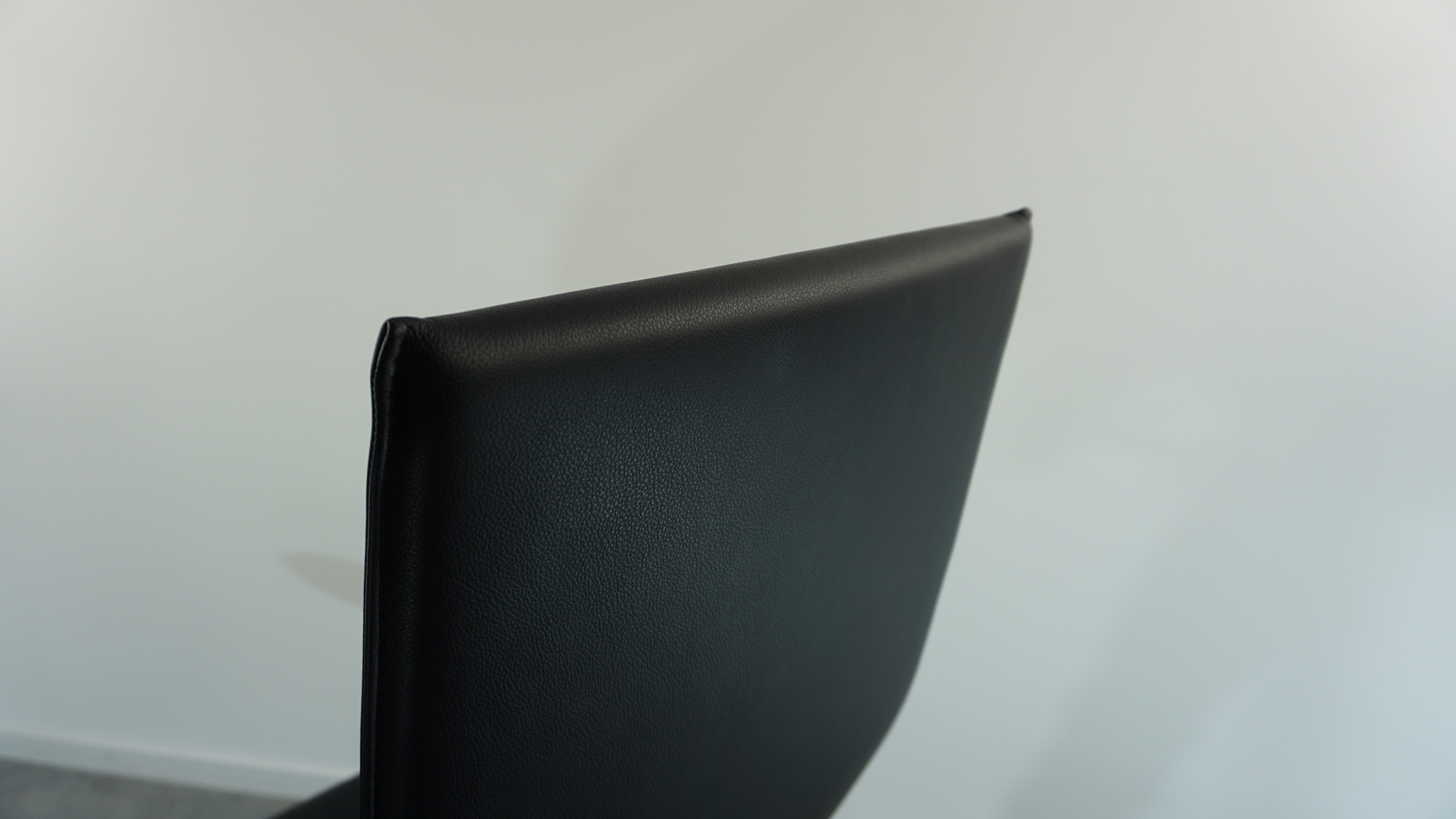 Girsberger Jack Lounge Sessel | Leder | Schwarz