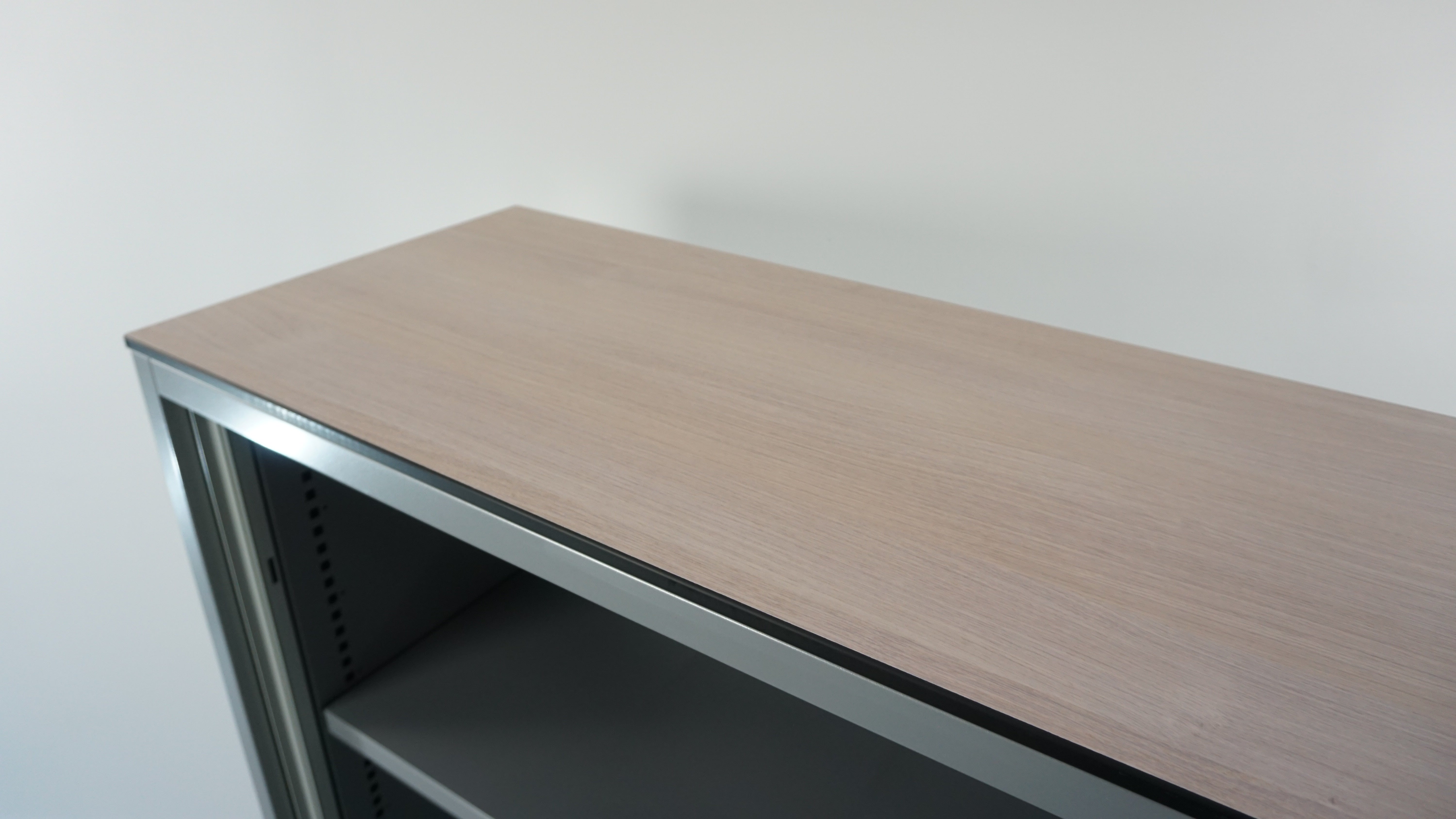 Jalousieschrank | Aktenschrank | 134 x 120 x 45,5 cm | Grau