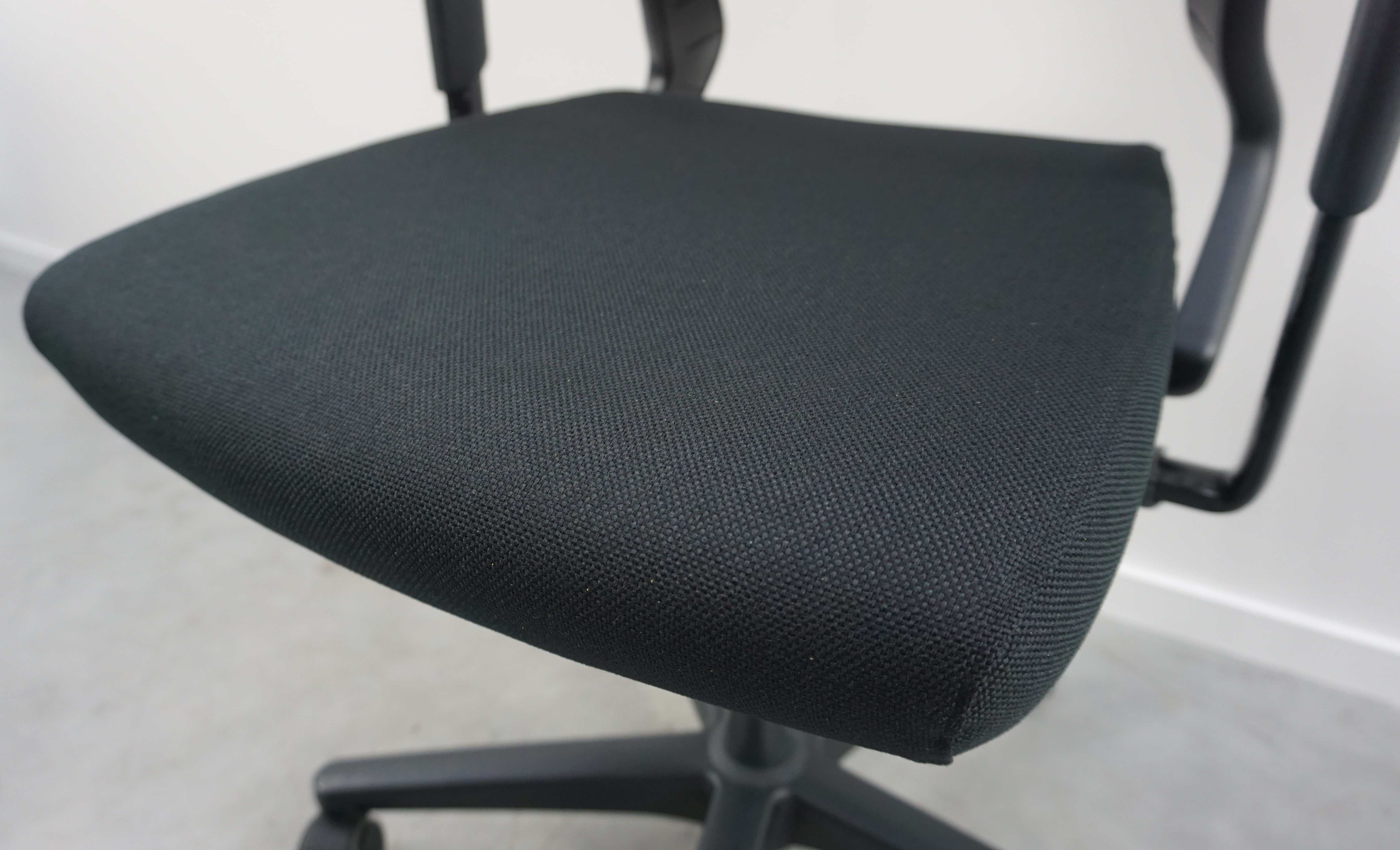 Ahrend 230 Bürodrehstuhl - Sitz - Schwarz
