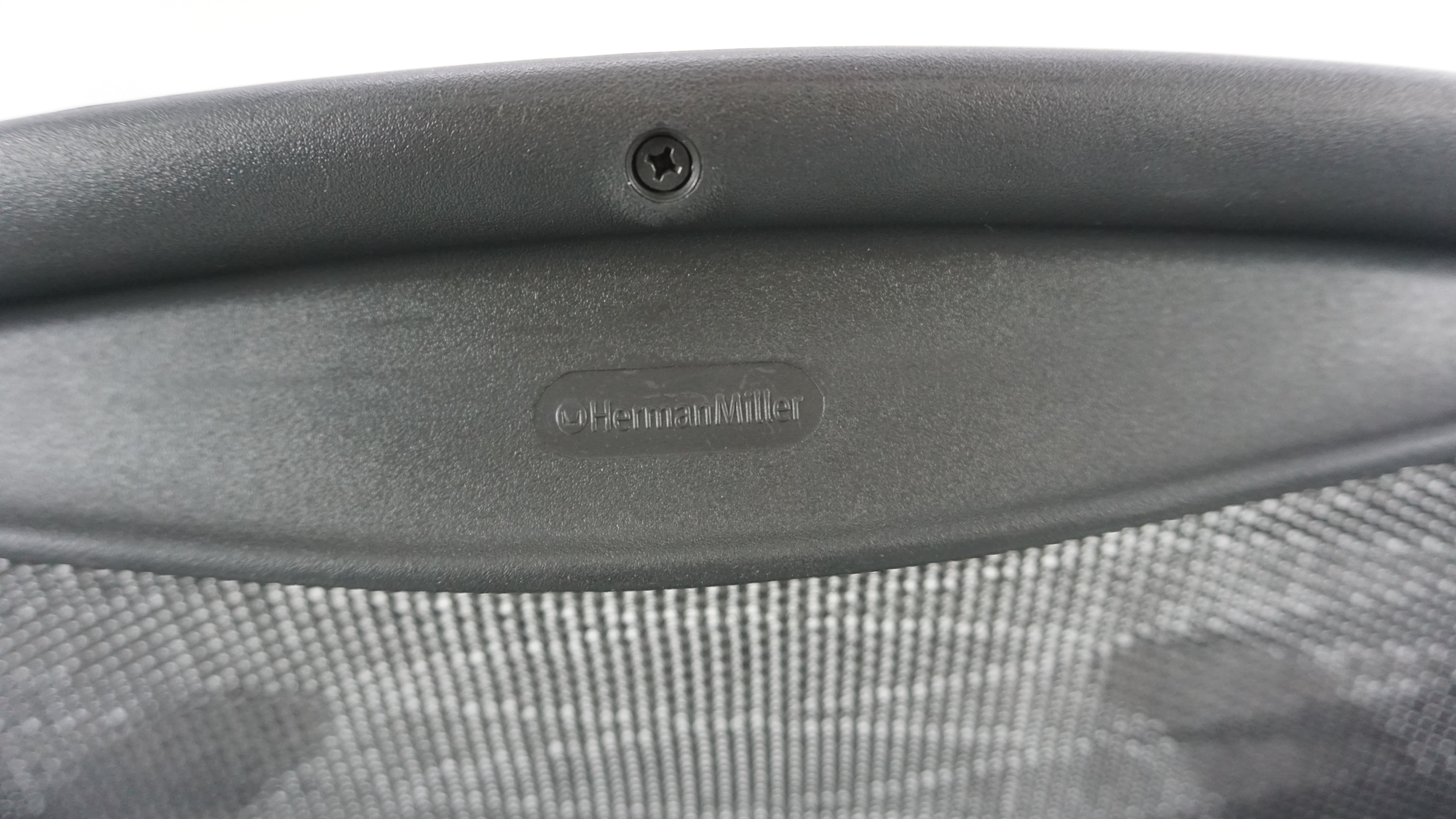 Herman Miller Aeron Bürodrehstuhl | Größe B | Chrom