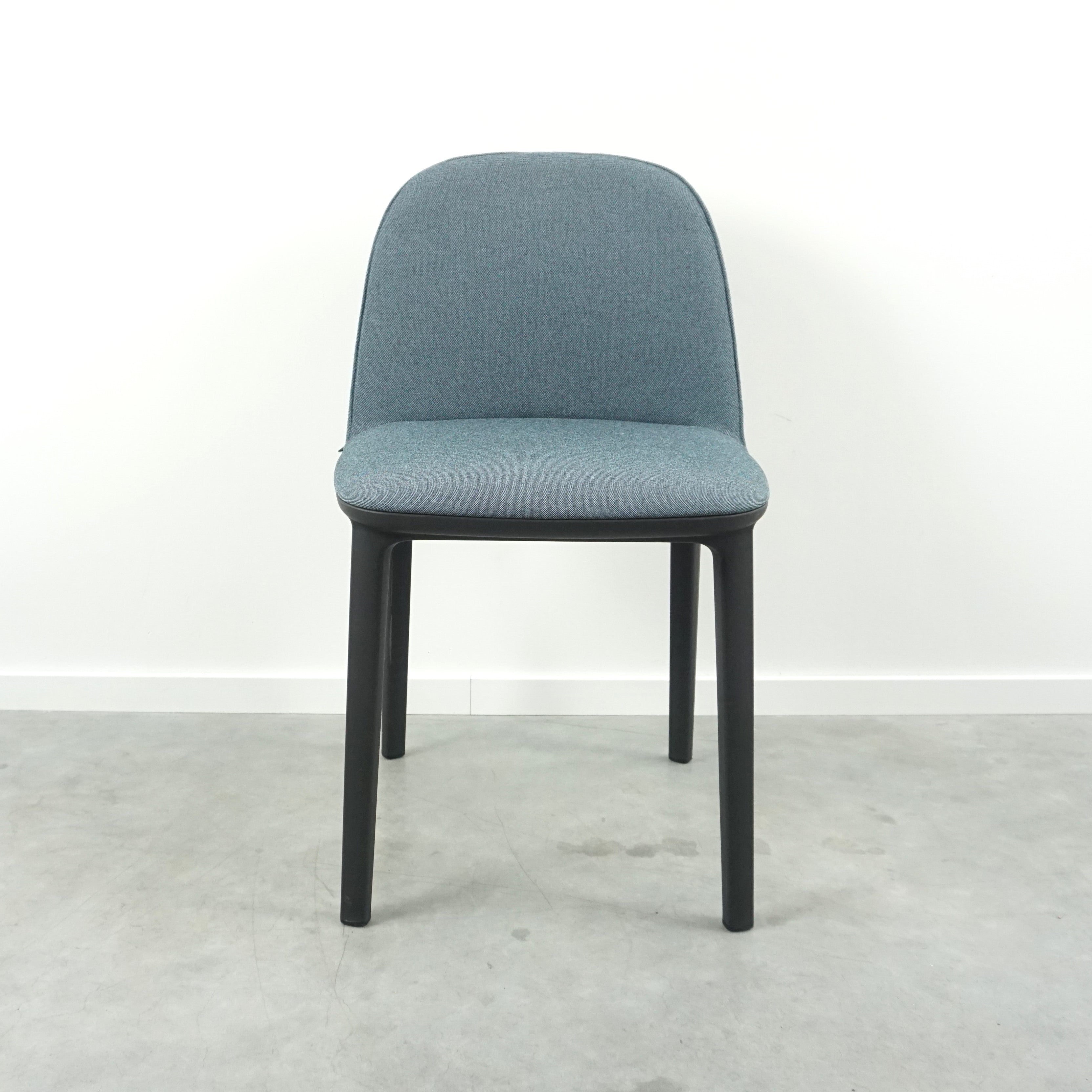 Vitra Softshell Side Chair Designstuhl | Blau | Schwarz