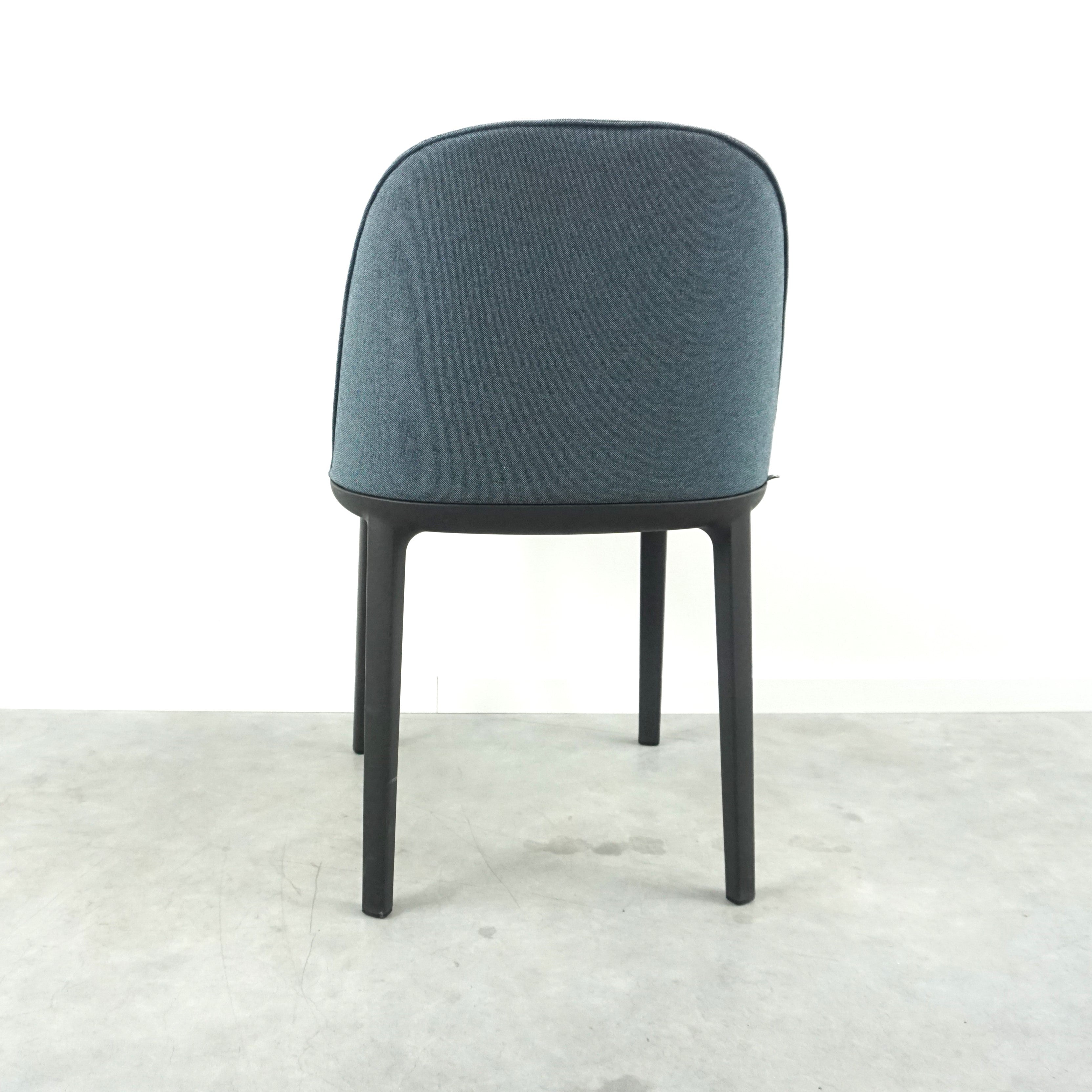 Vitra Softshell Side Chair Designstuhl | Blau | Schwarz