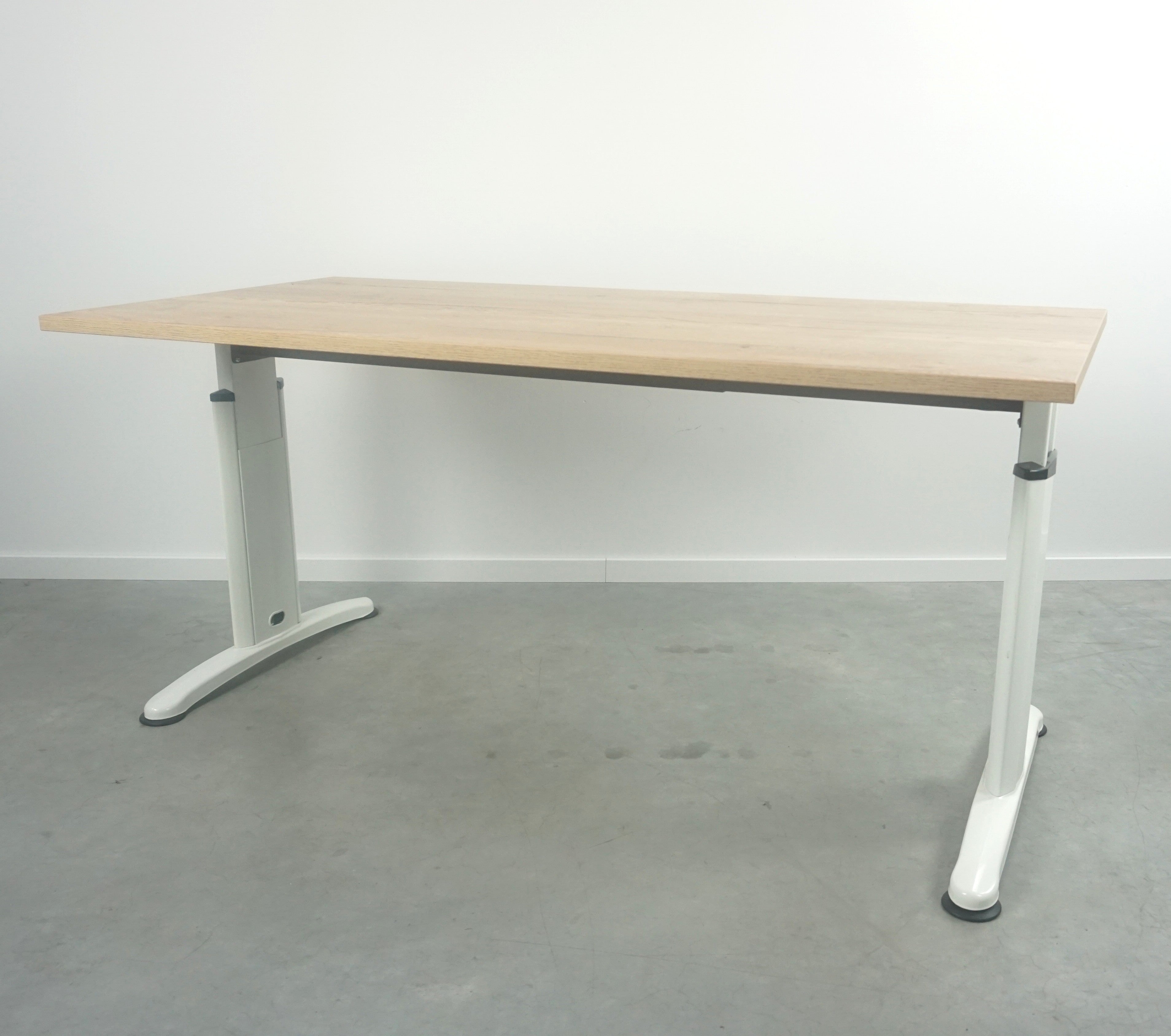 Höhenverstellbarer Schreibtisch | 160 x 80 cm