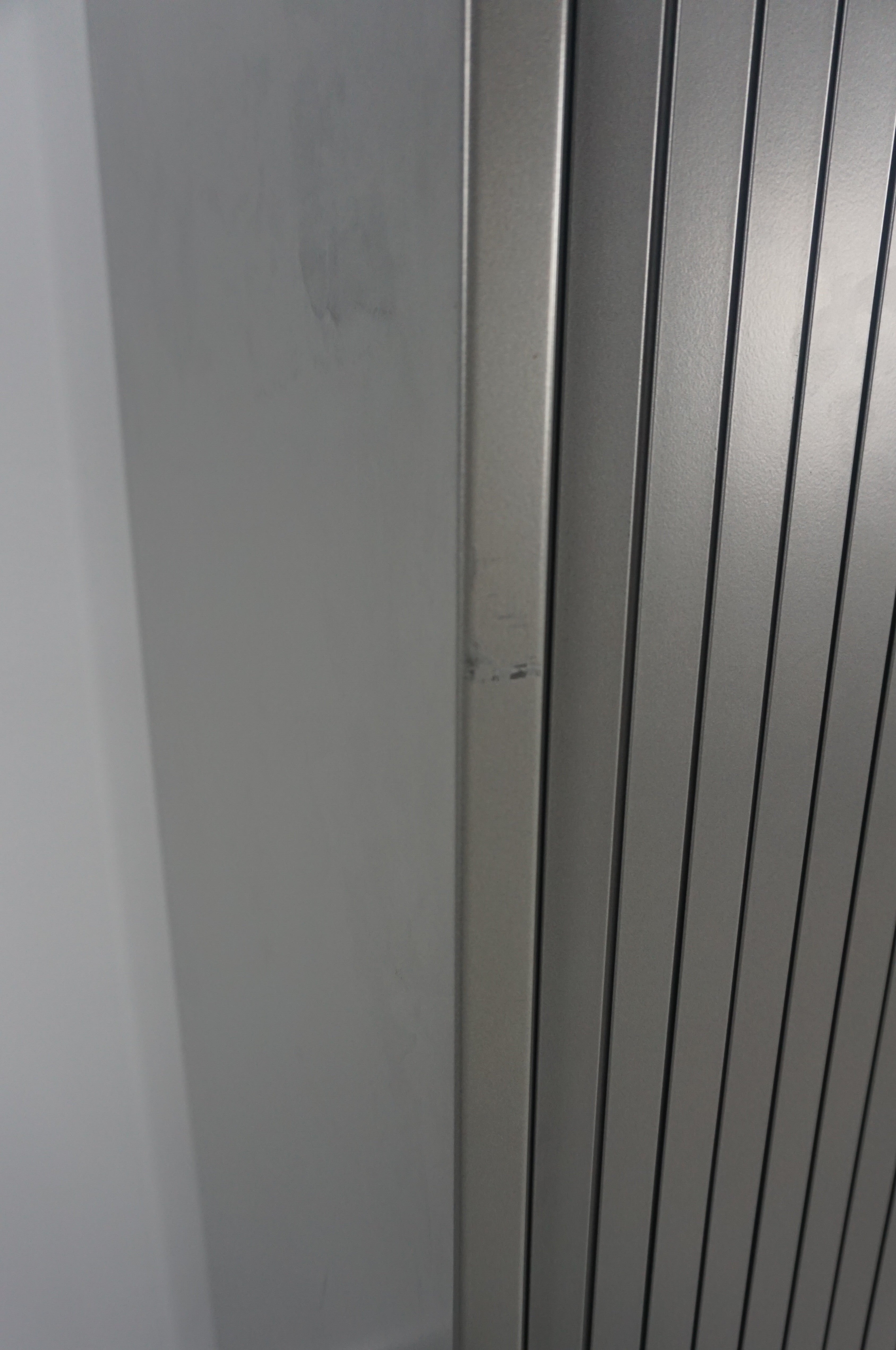 Ahrend Jalousieschrank | Rolladen | Silbergrau | 193 x 120 x 45 cm | 5 OH