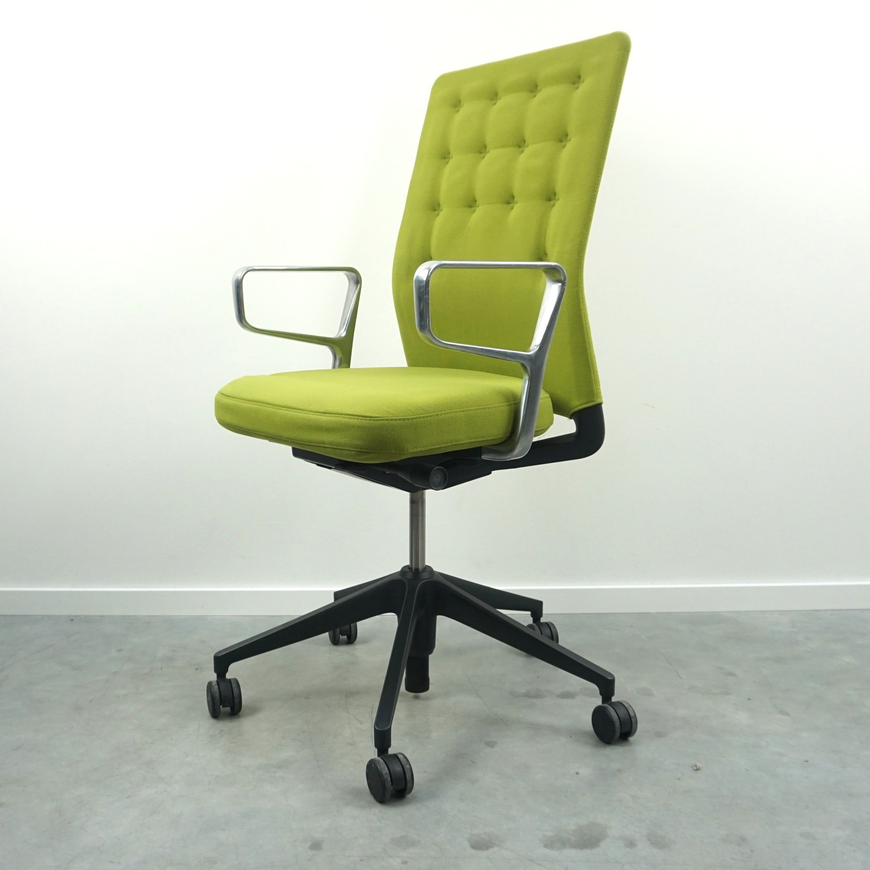 Vitra ID Trim Bürodrehstuhl | Grün