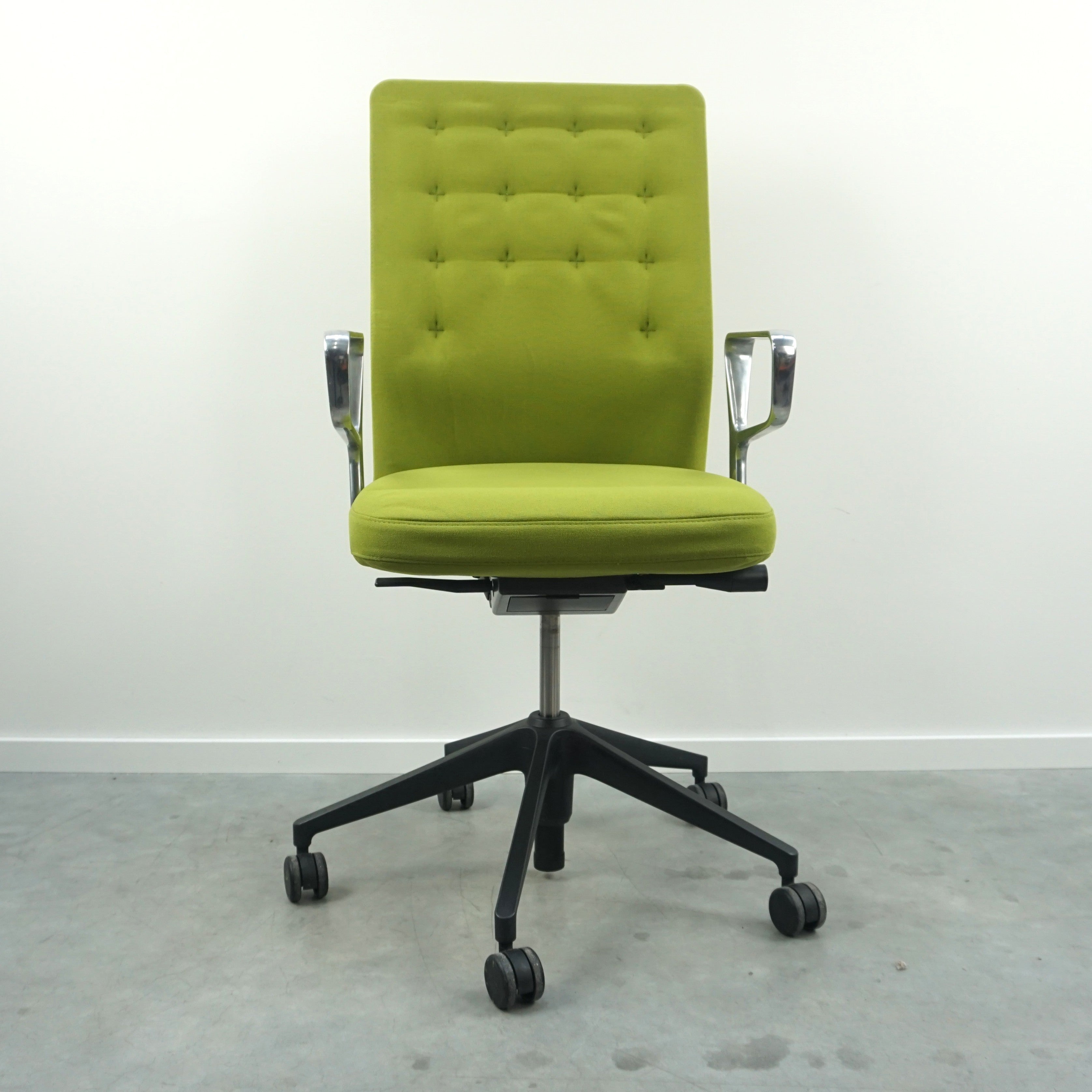 Vitra ID Trim Bürodrehstuhl | Grün