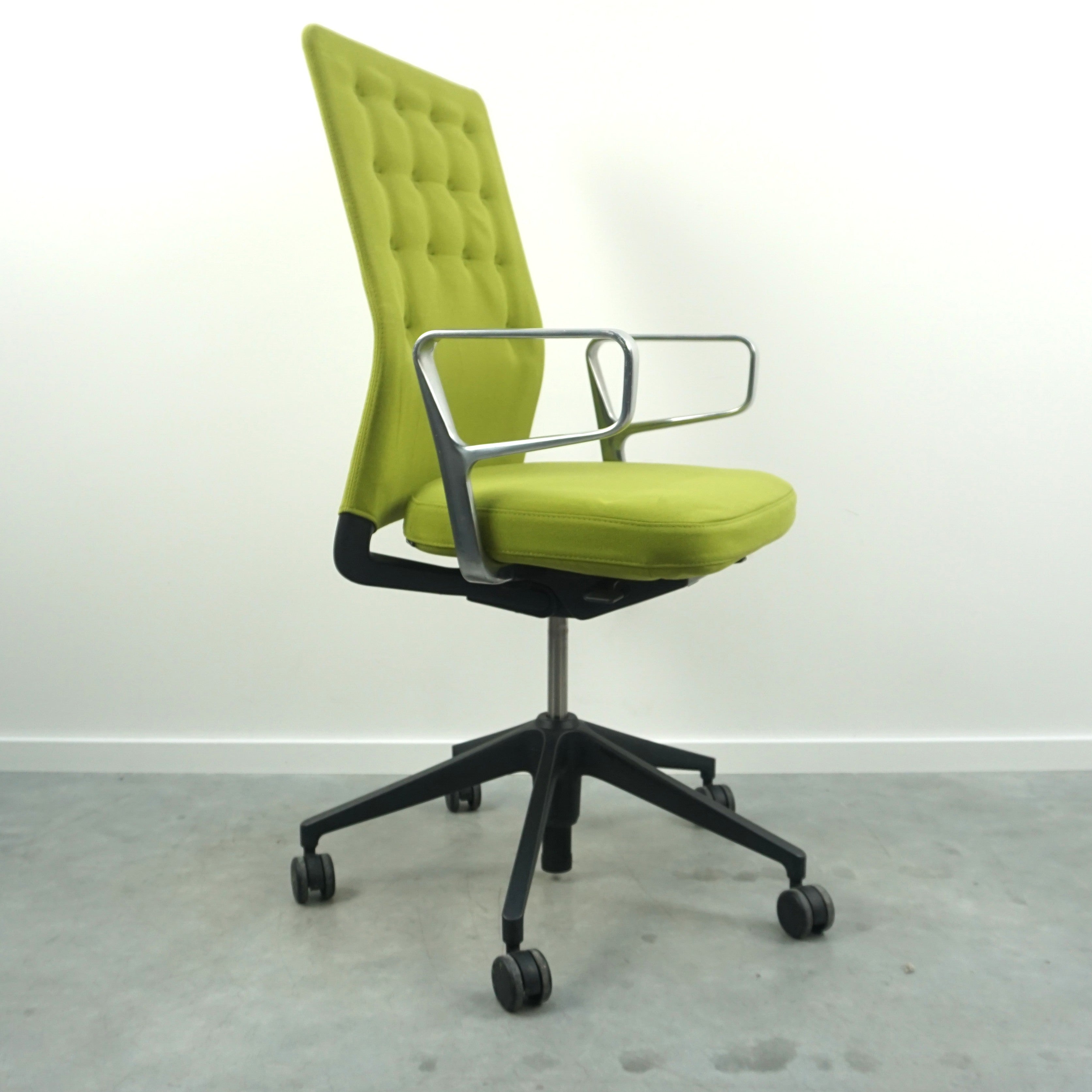 Vitra ID Trim Bürodrehstuhl | Grün