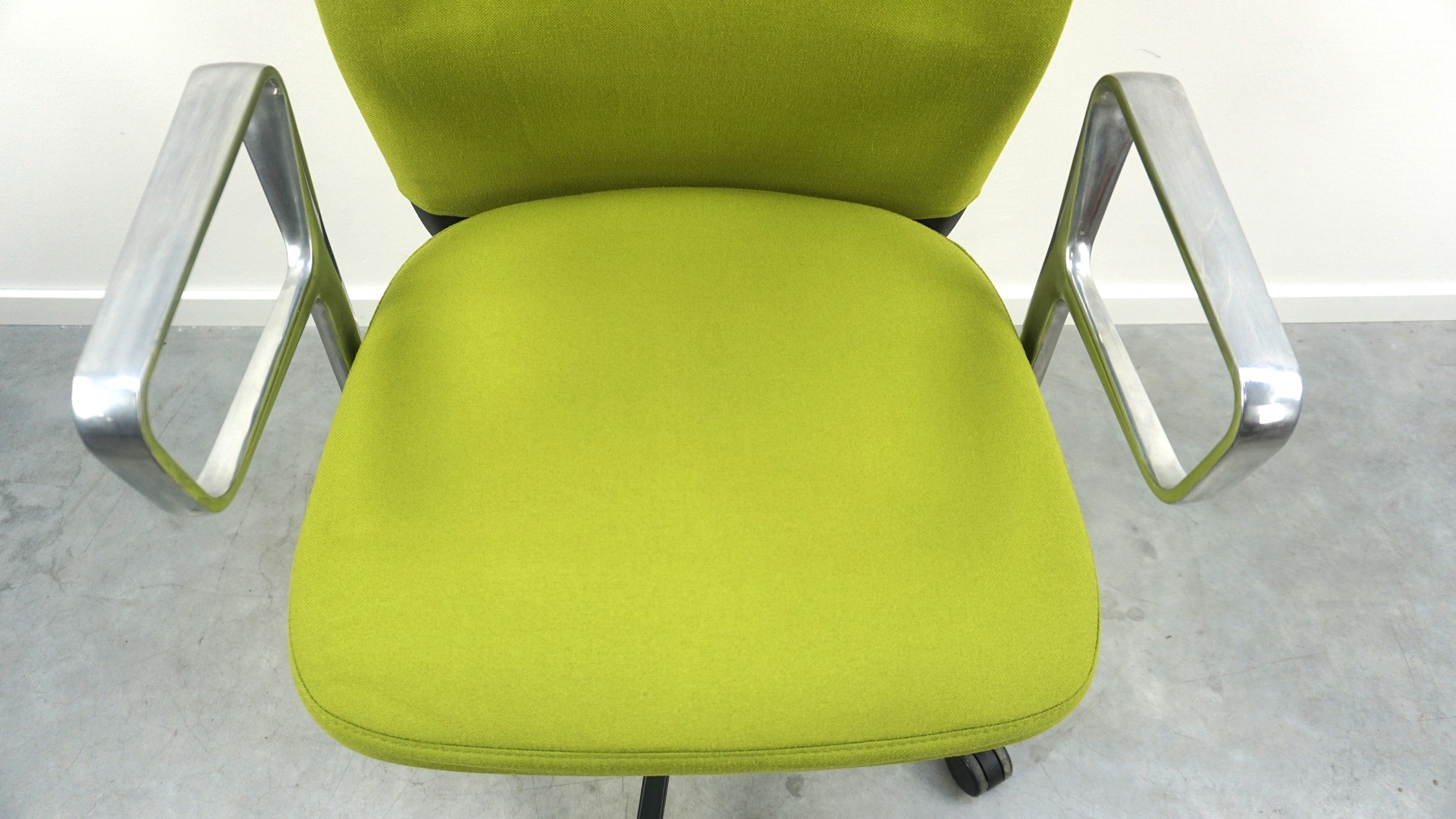Vitra ID Trim Bürodrehstuhl | Grün