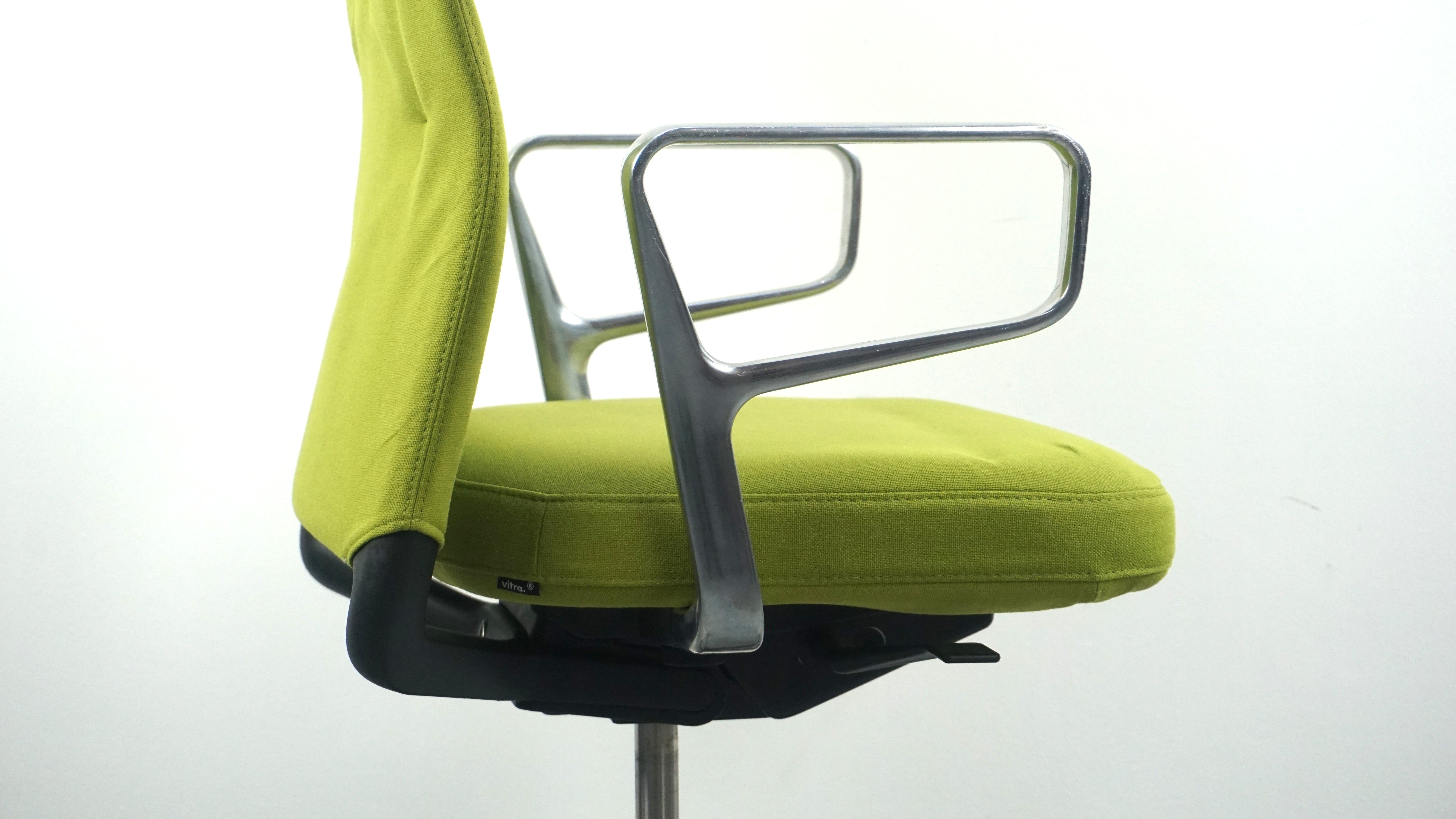 Vitra ID Trim Bürodrehstuhl | Grün