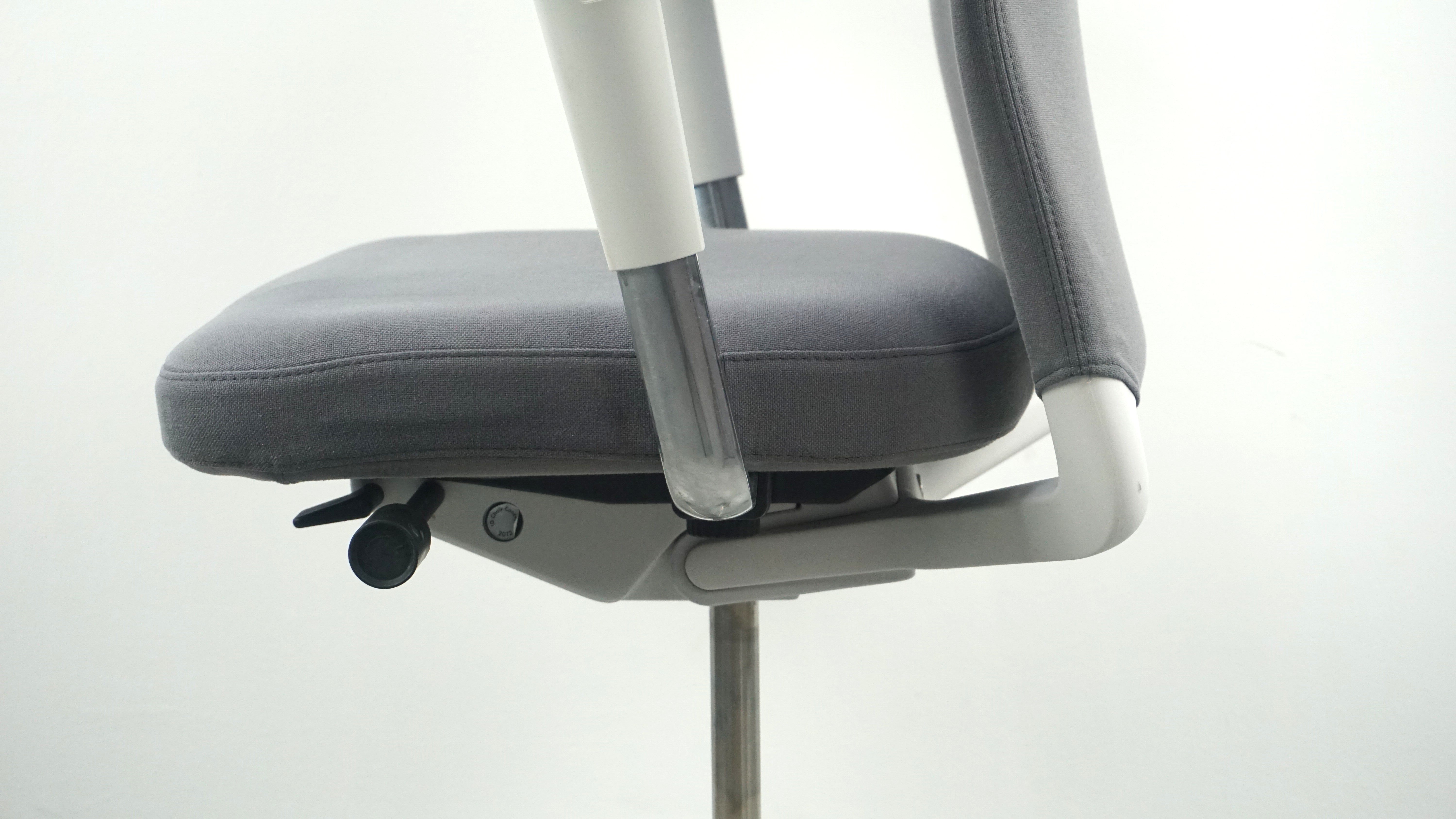 Vitra ID Trim Bürodrehstuhl | Grau