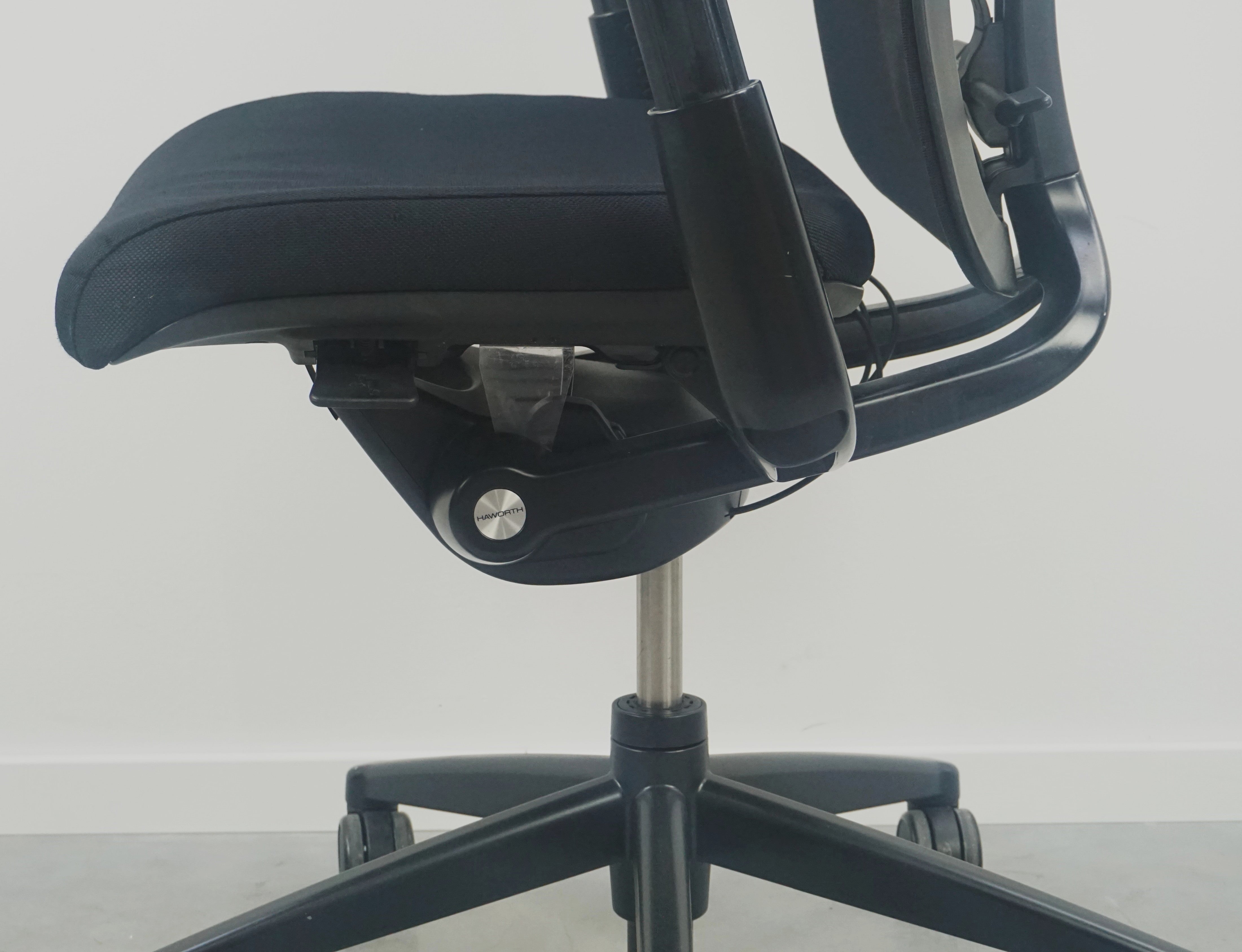 Haworth Comforto 89 Zody Bürodrehstuhl | Schwarz