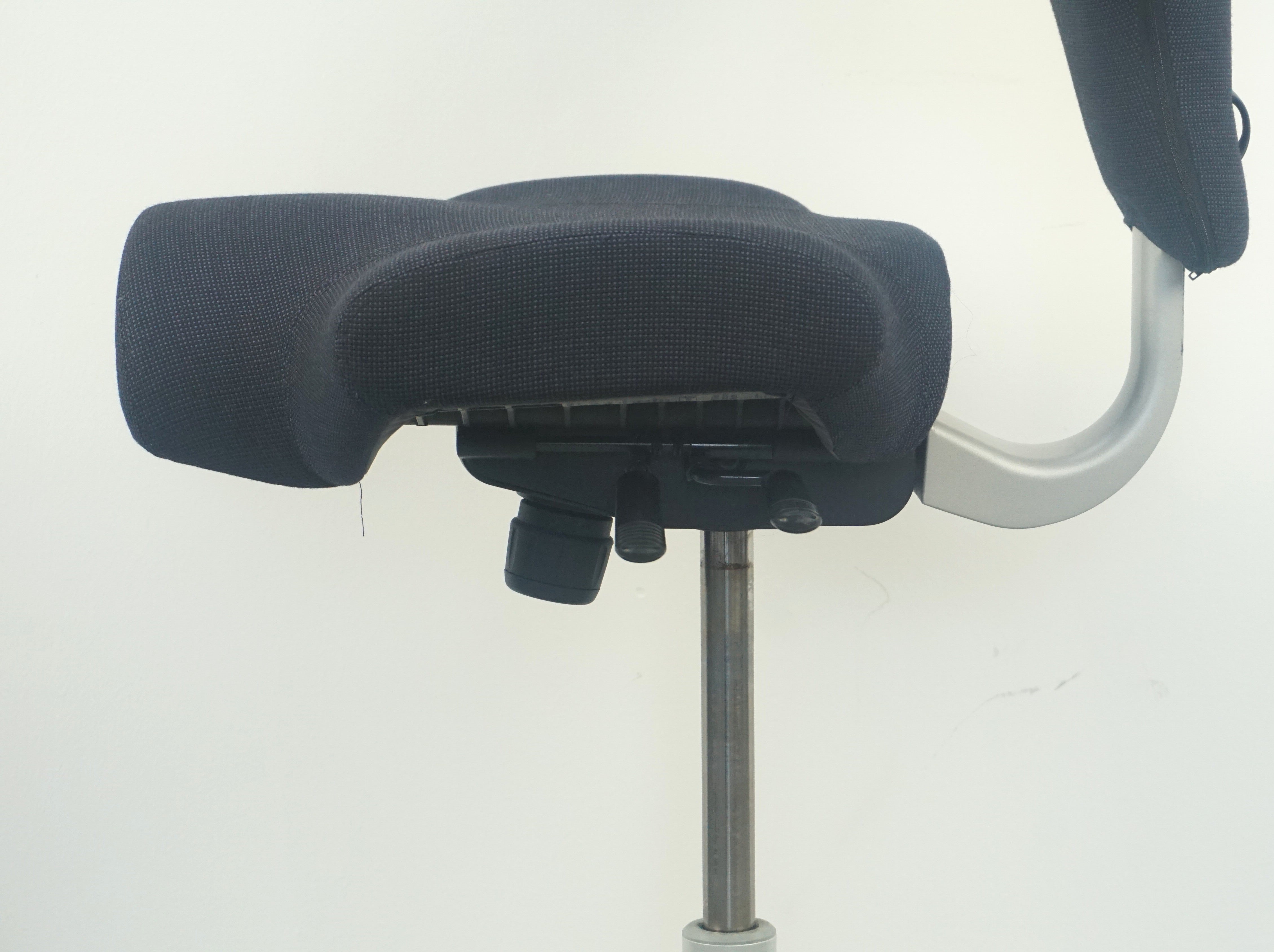 HAG Capisco 8106 Bürostuhl | Ergonomisch | Blau-Grau
