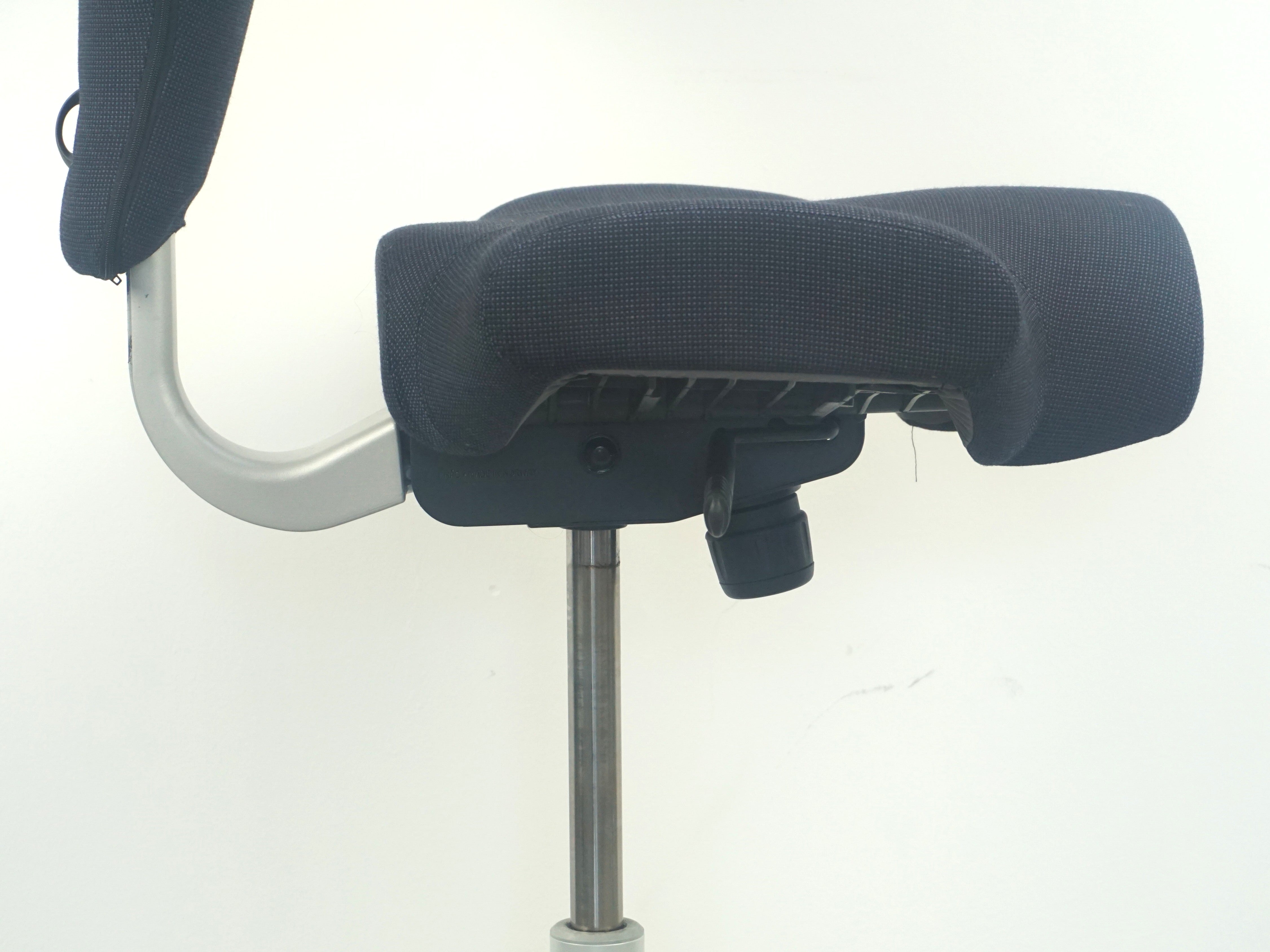 HAG Capisco 8106 Bürostuhl | Ergonomisch | Blau-Grau