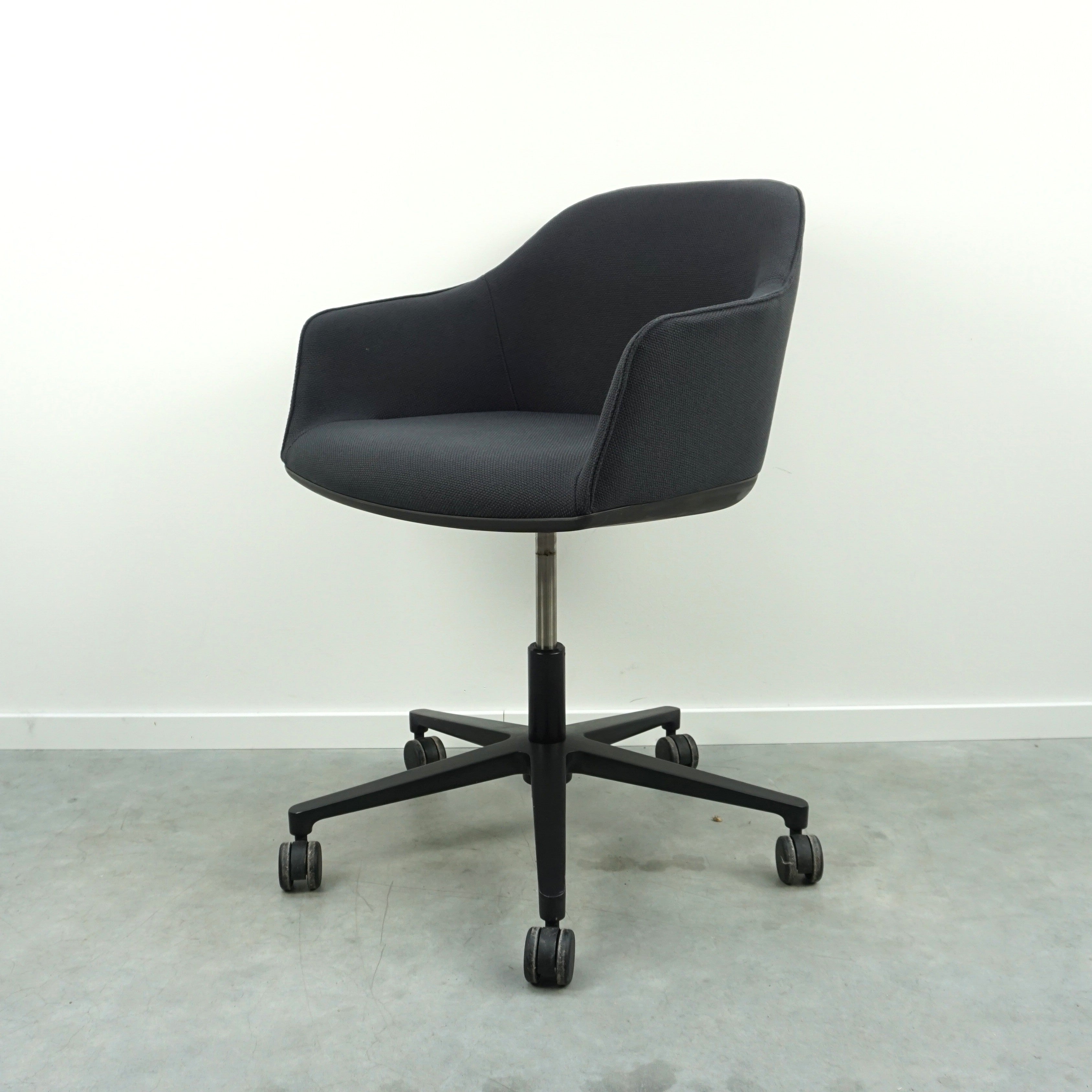 Vitra Softshell Konferenzstuhl | Dunkelgrau
