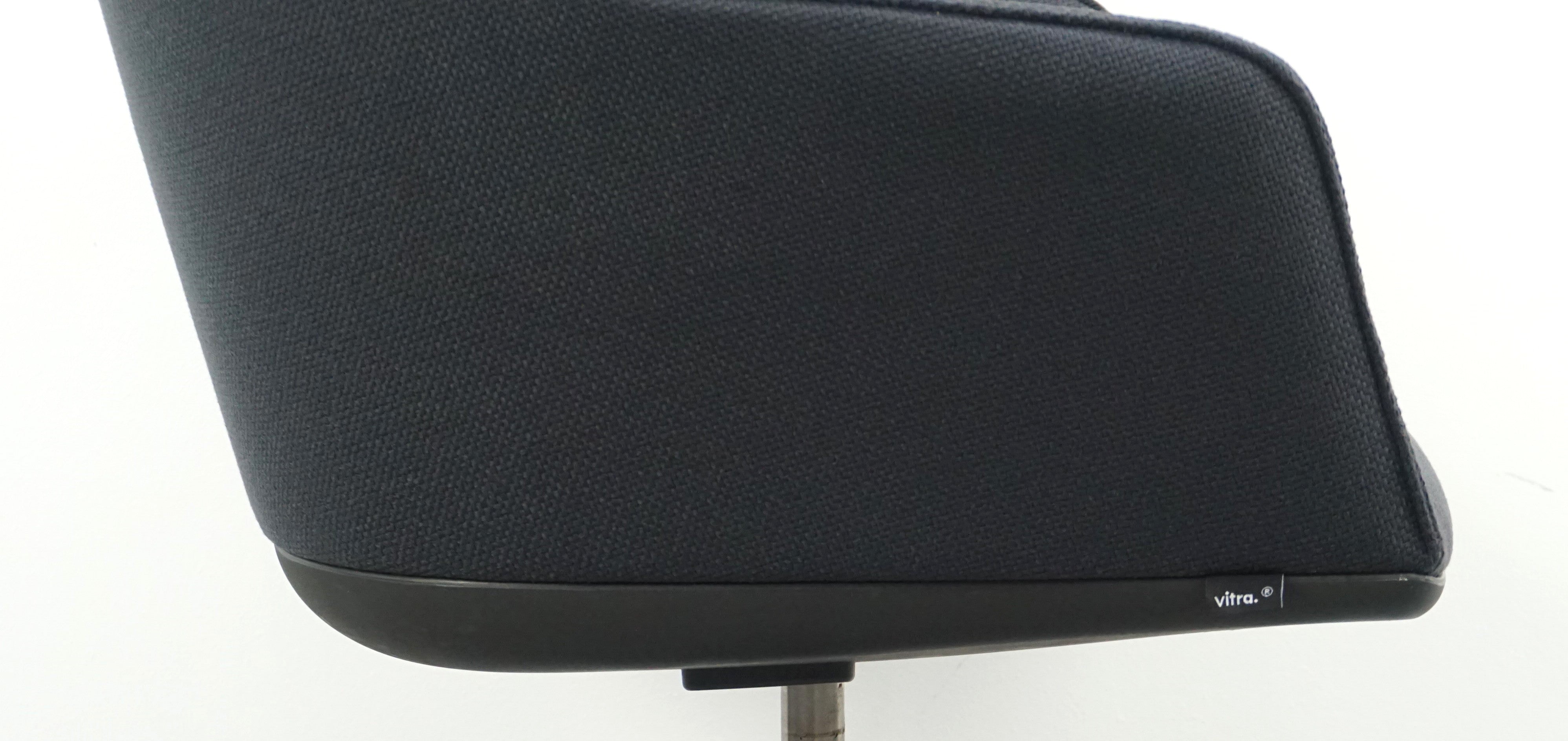 Vitra Softshell Konferenzstuhl | Dunkelgrau