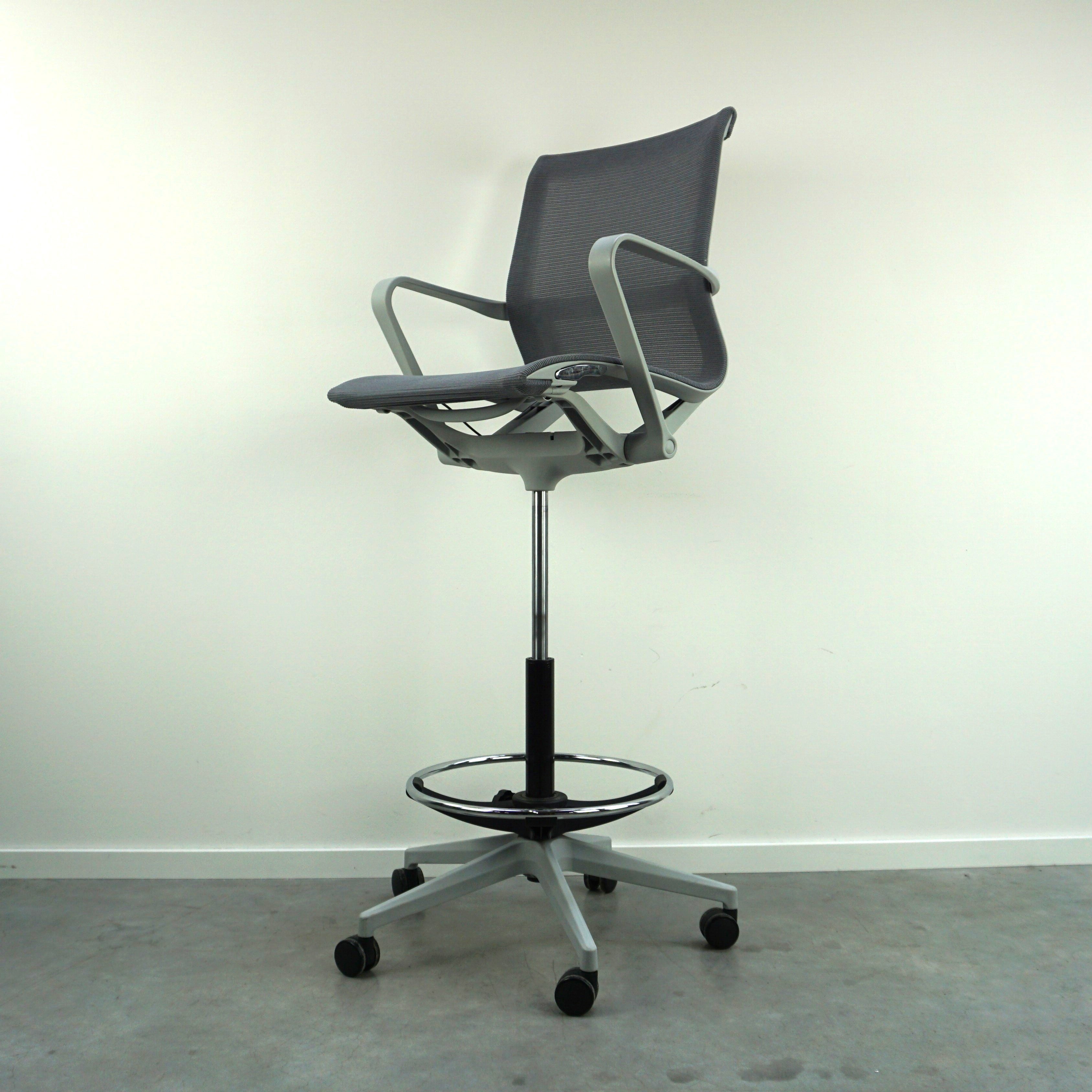 Counterstuhl | Grau | Hohe Gasfeder