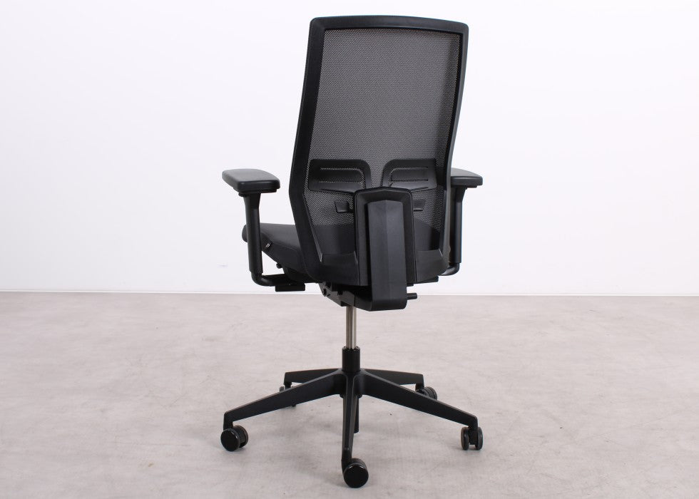 König + Neurath JET II ergonomischer Bürostuhl in Anthrazit, refurbished durch R&M
