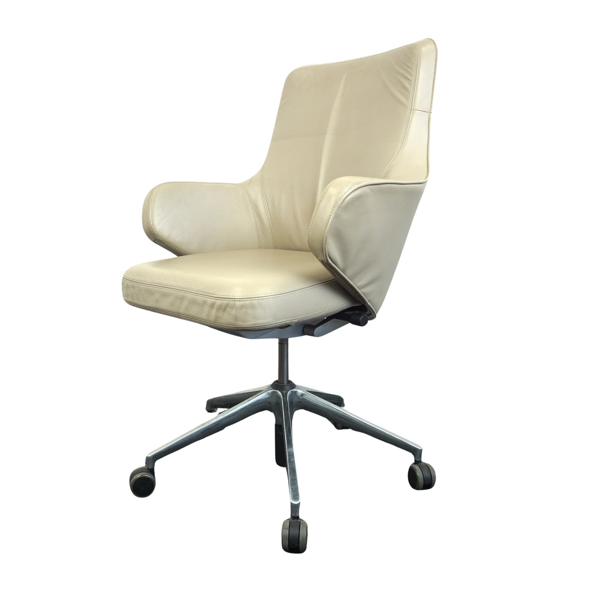 Vitra Grand Executive Design Bürodrehstuhl | Low Back | Leder | Beige