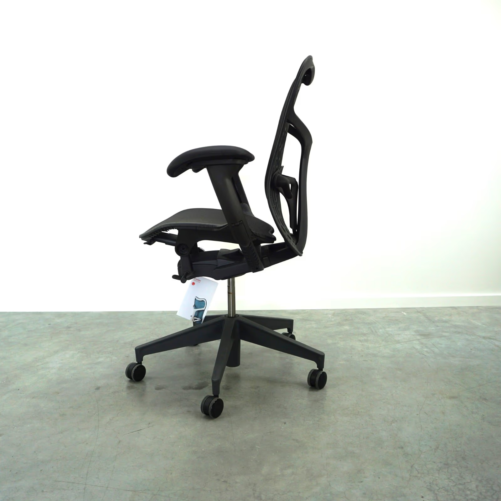 Herman Miller Mirra 2 Bürodrehstuhl | Graphit | Schwarz