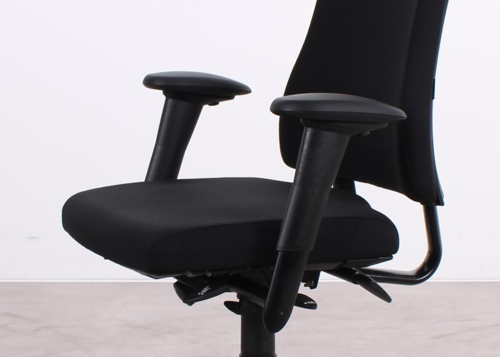 BMA Axia 2.2 ergonomischer Bürostuhl in Schwarz, refurbished